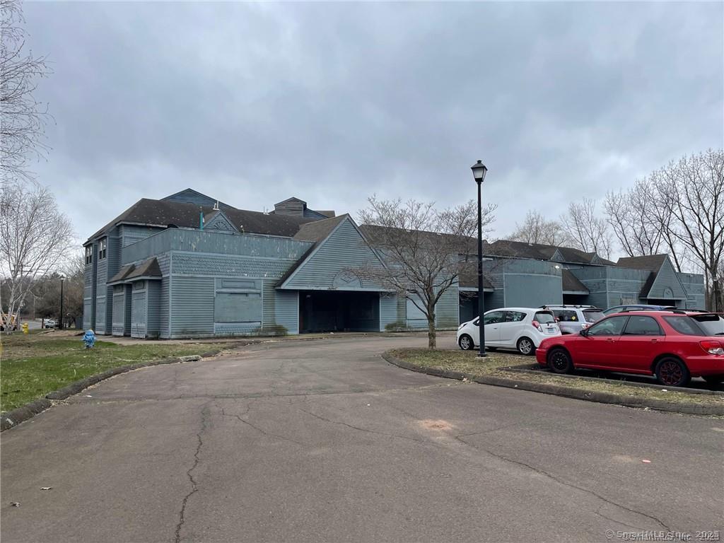 300 Eastern Street APT 4C