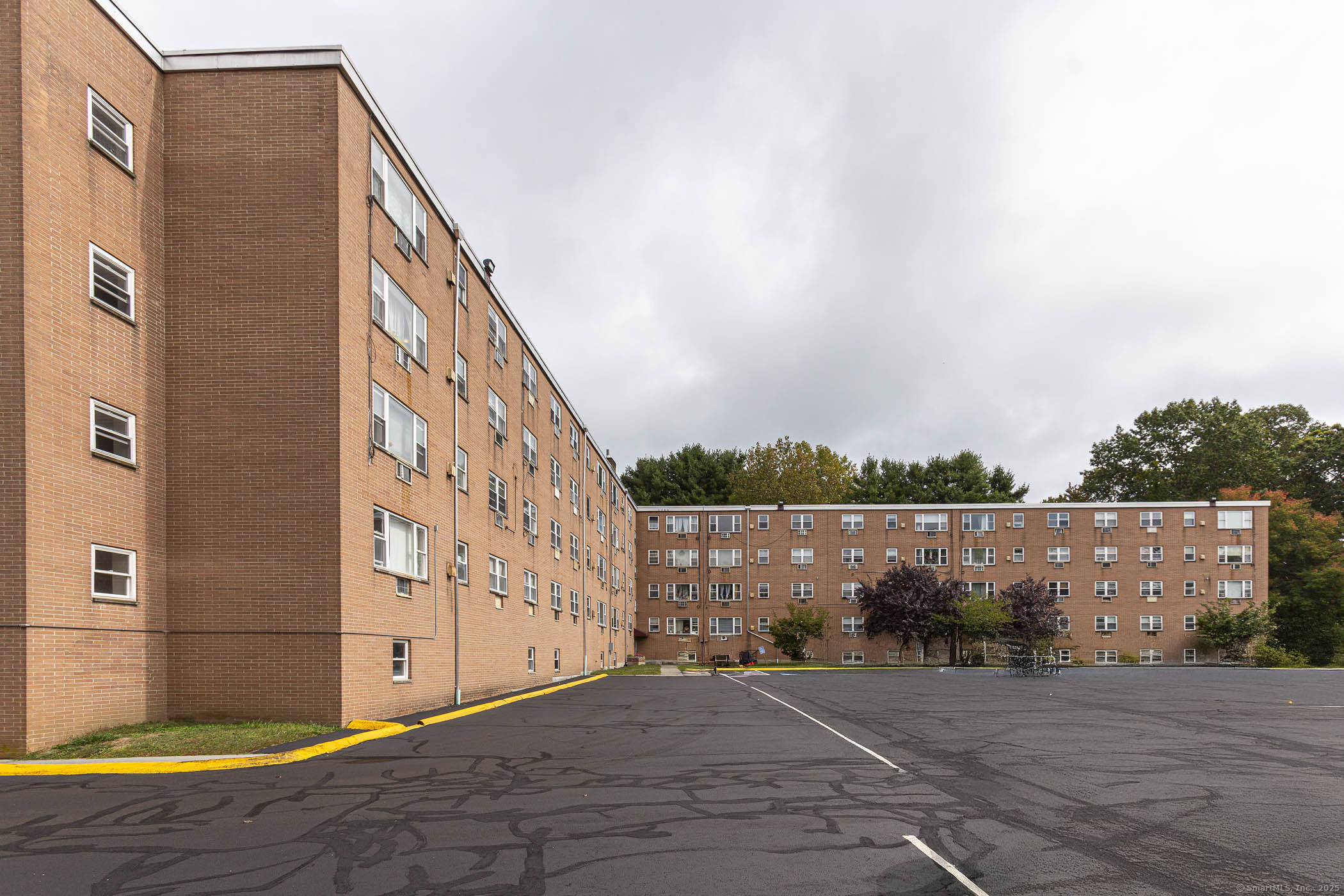 70 Farmington Avenue 2B