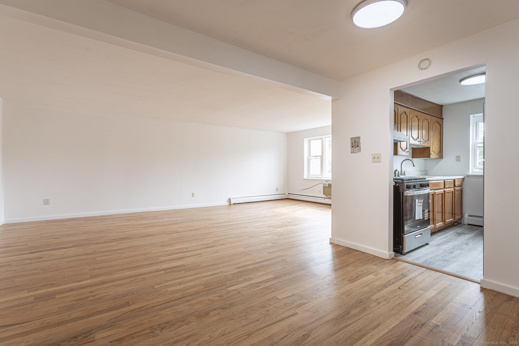 70 Farmington Avenue 2B