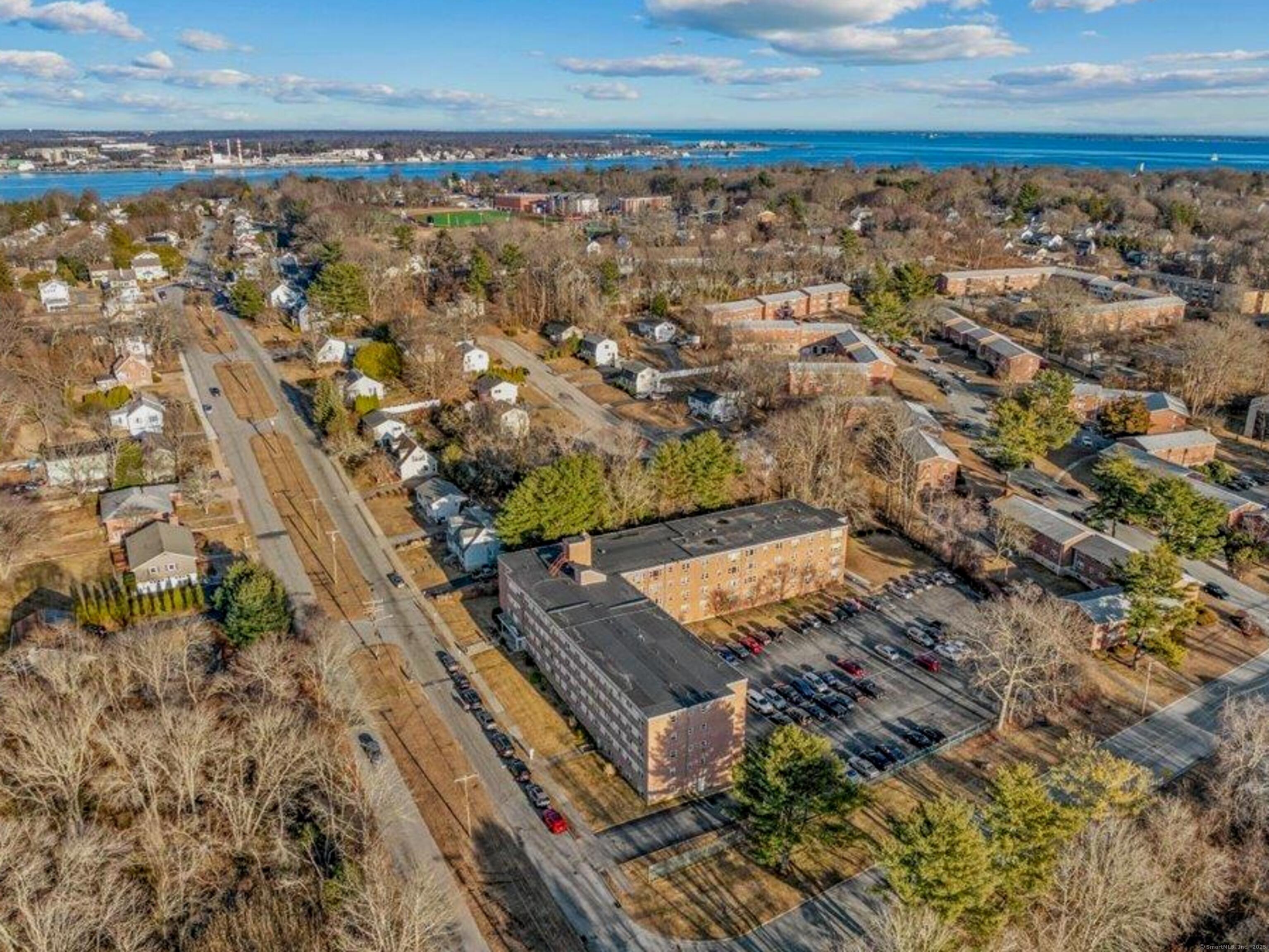 70 Farmington Avenue 2B