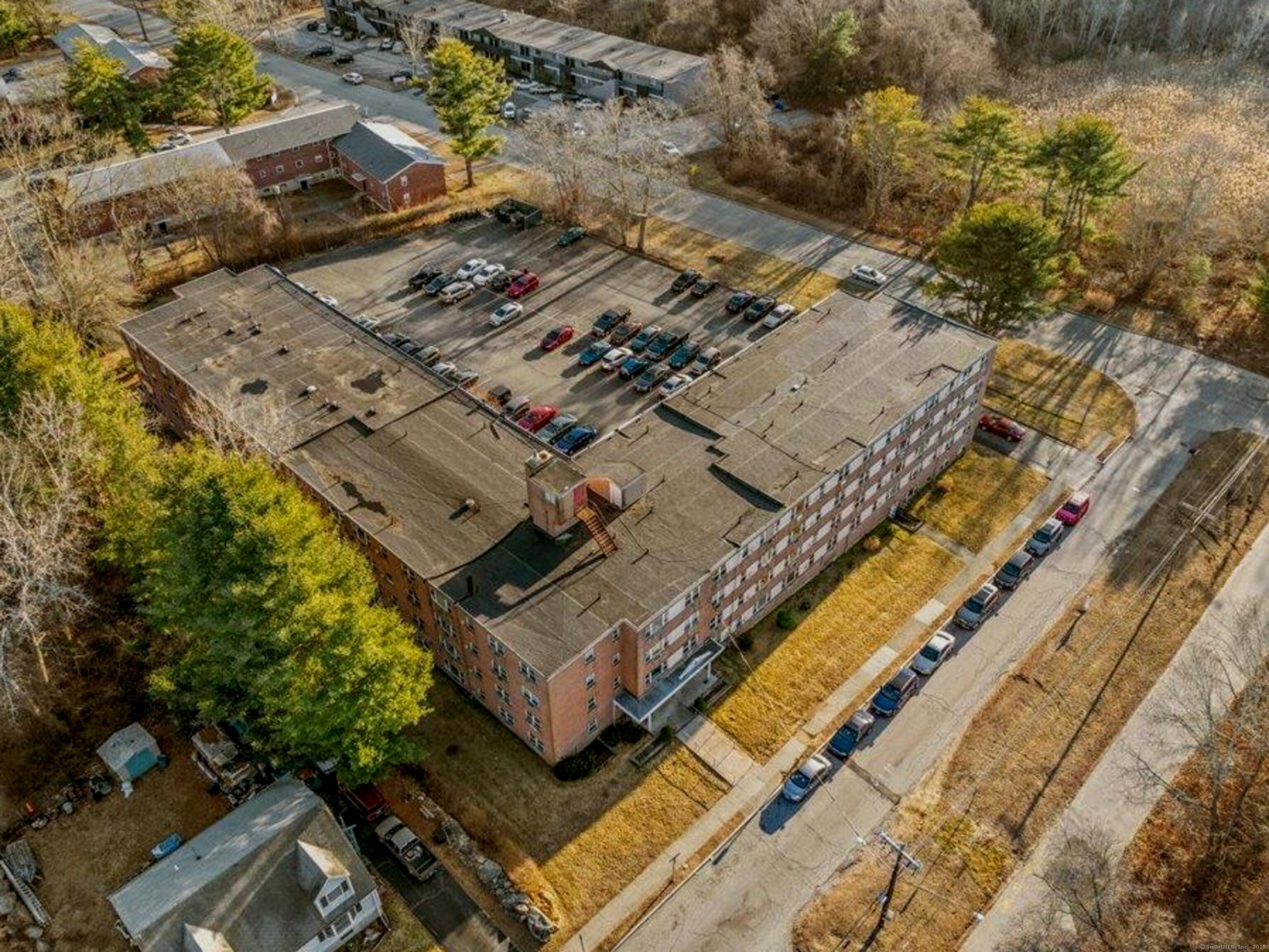 70 Farmington Avenue 2B