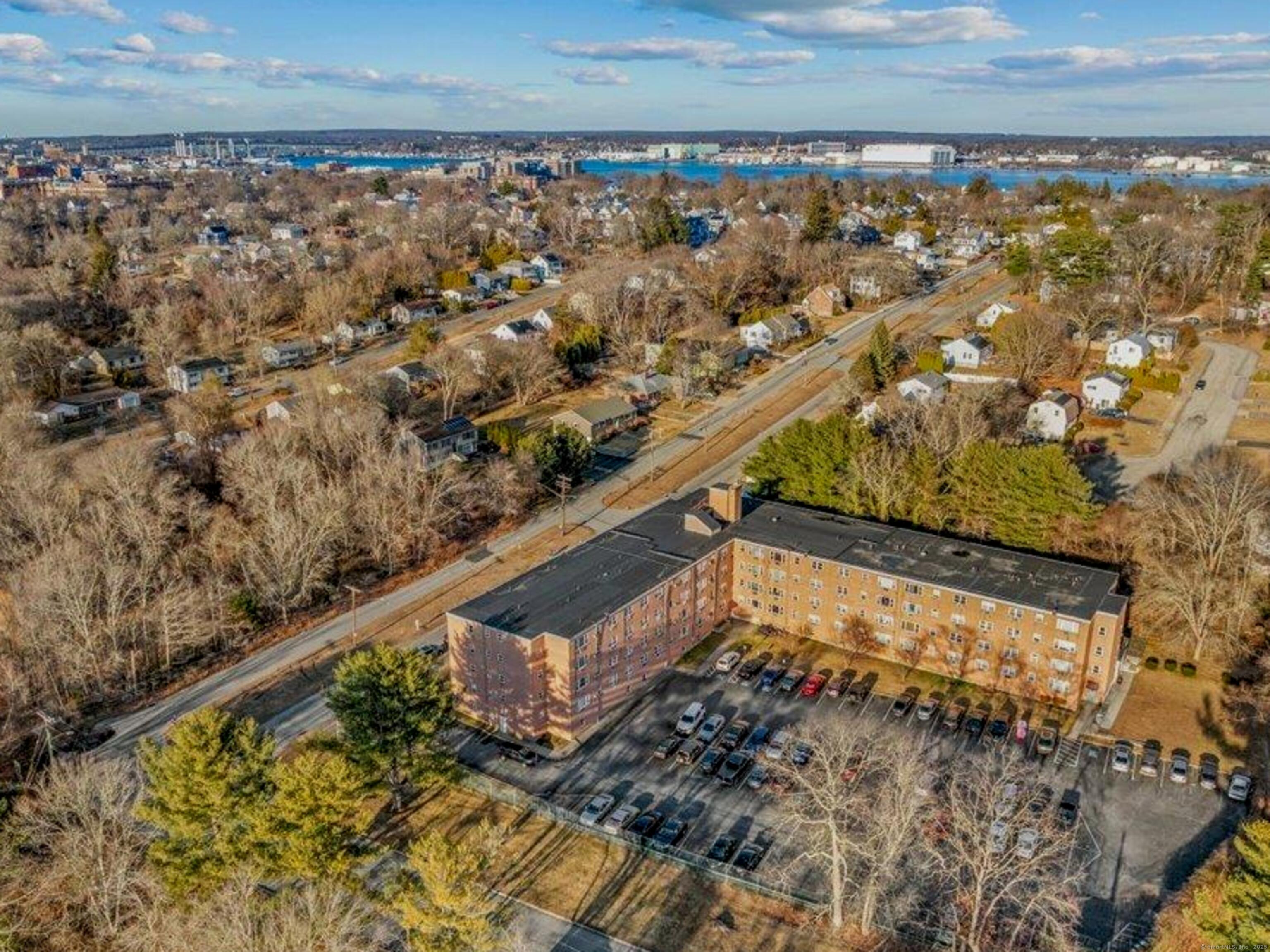 70 Farmington Avenue 2B