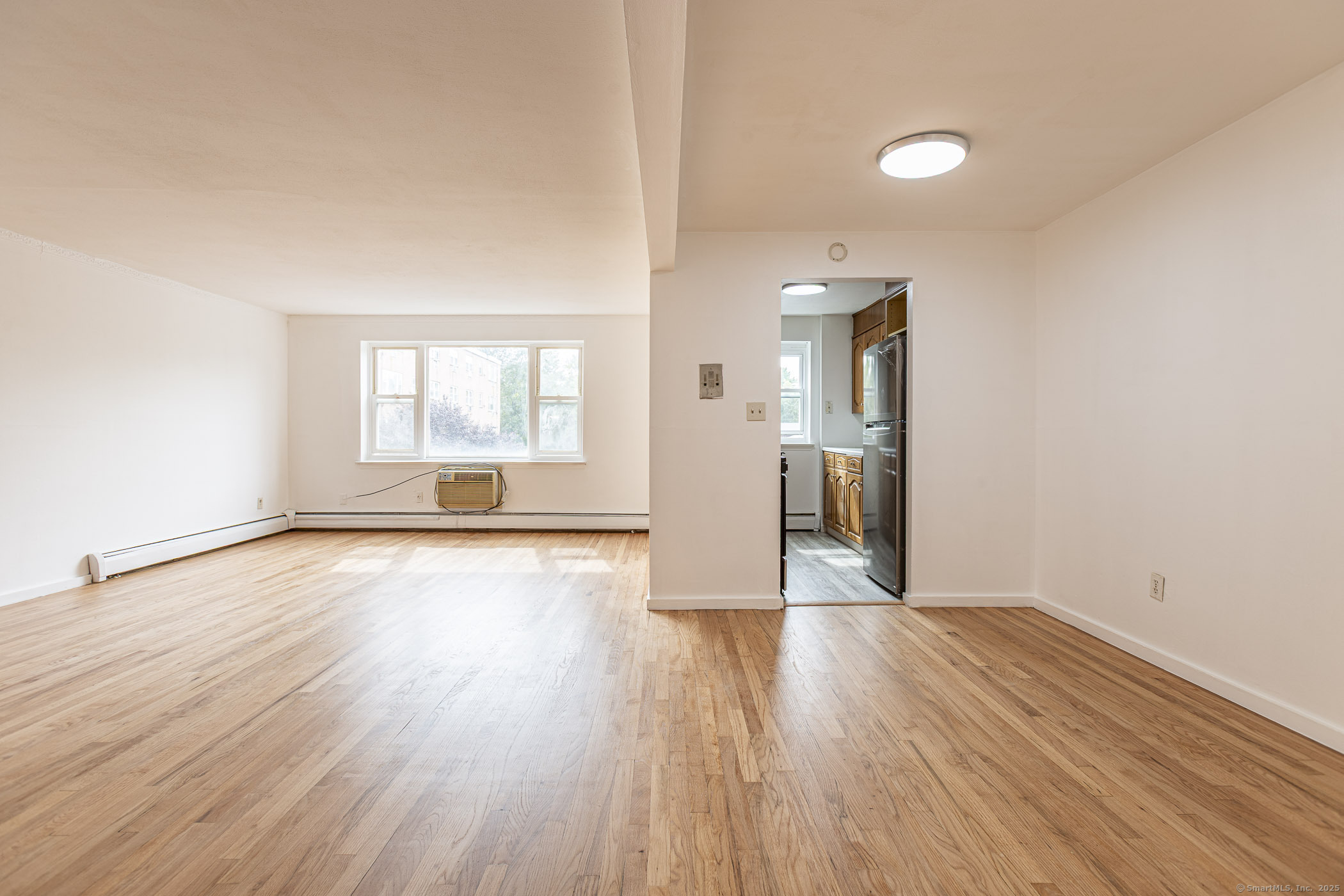 70 Farmington Avenue 2B