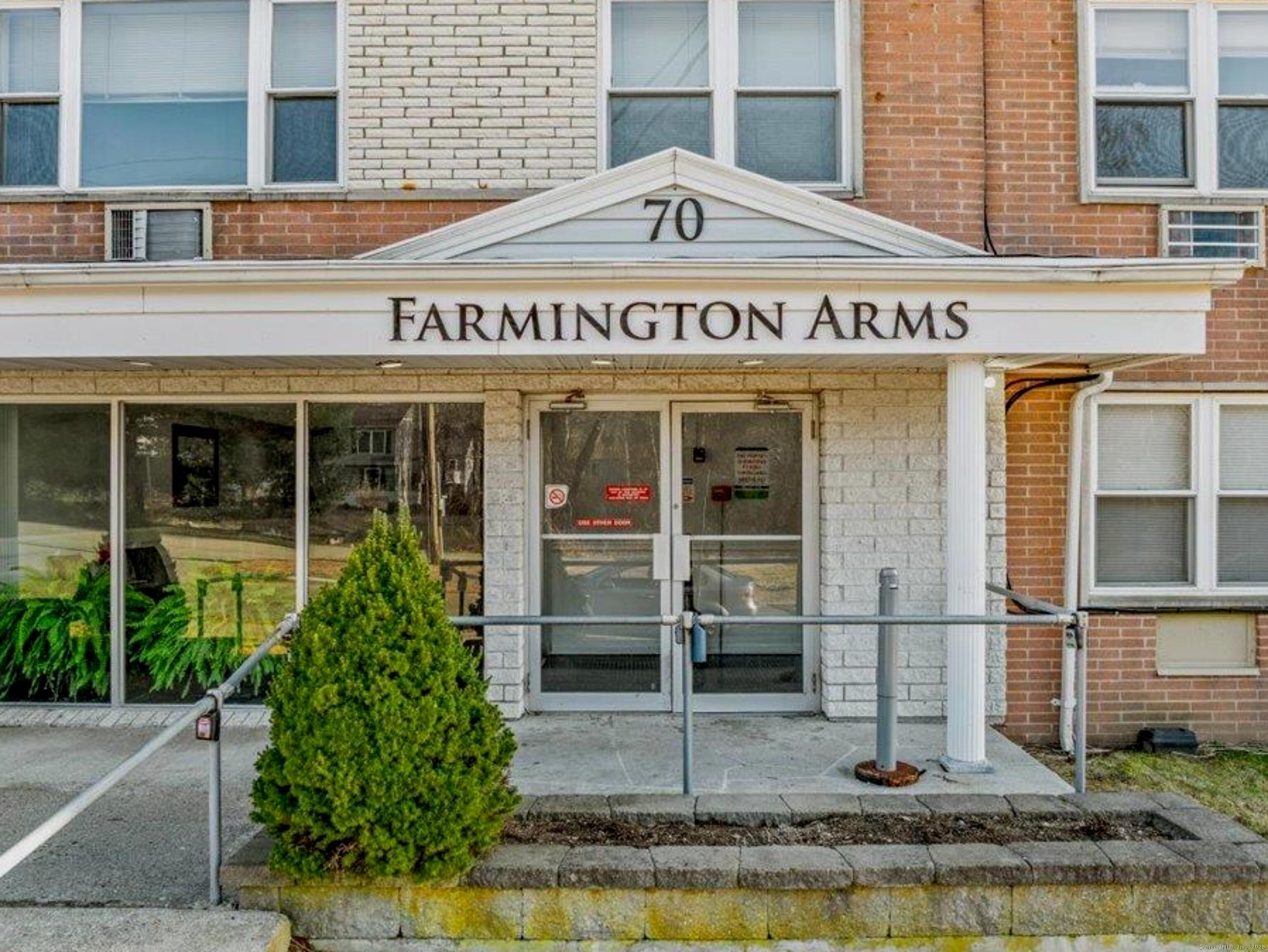70 Farmington Avenue 2B