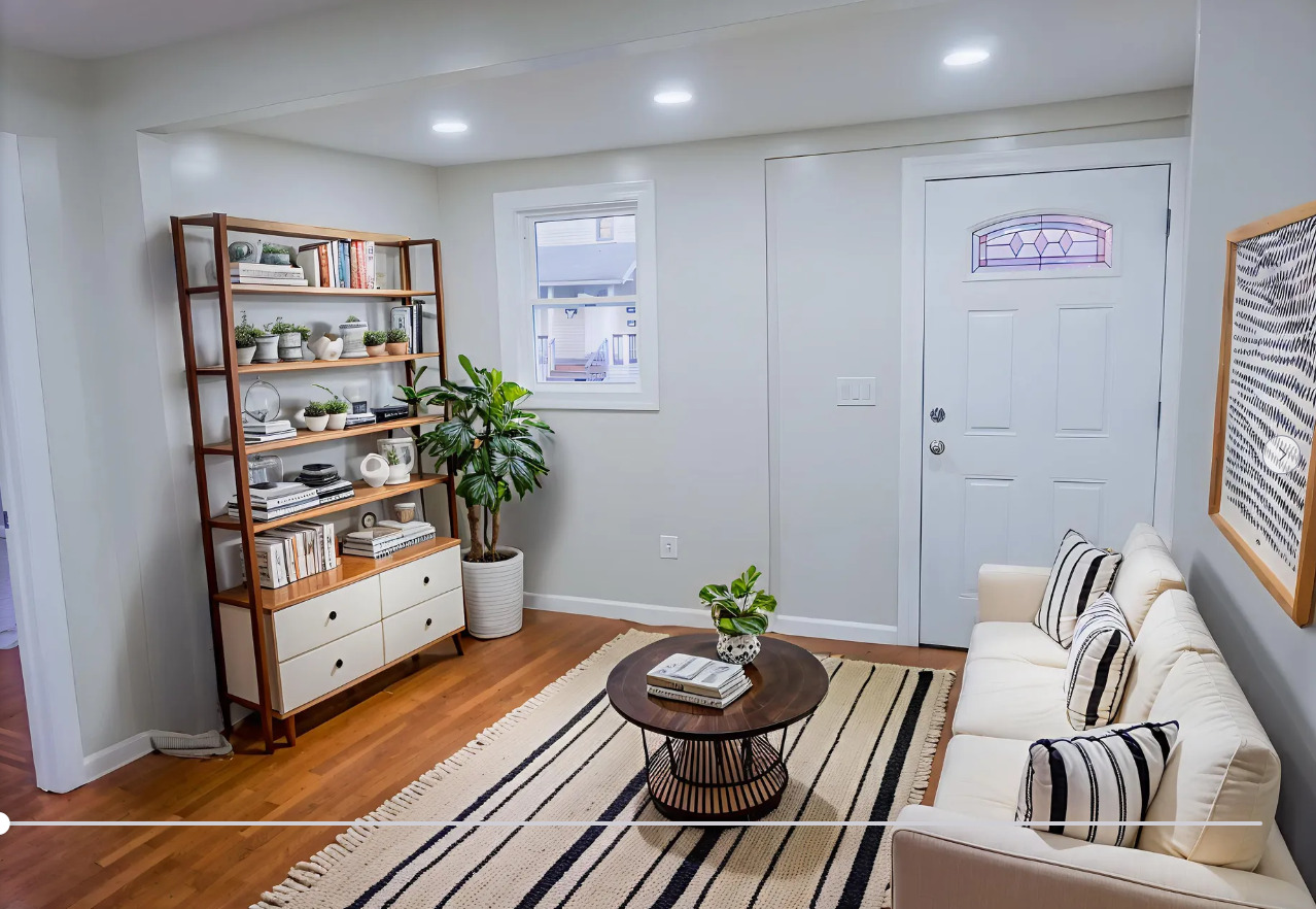 39 South Whitney Street