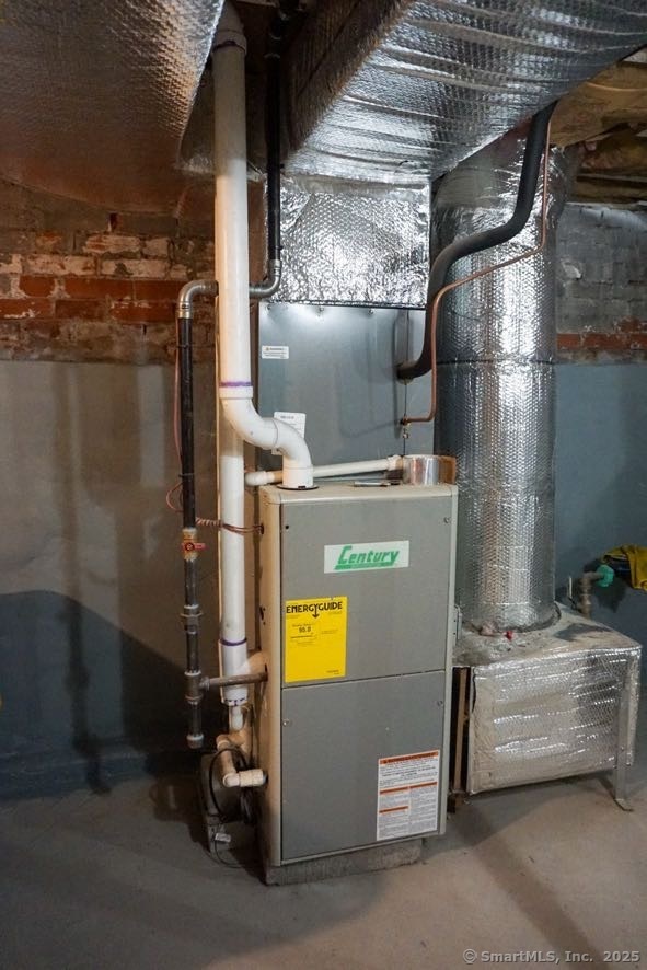 39 South Whitney Street