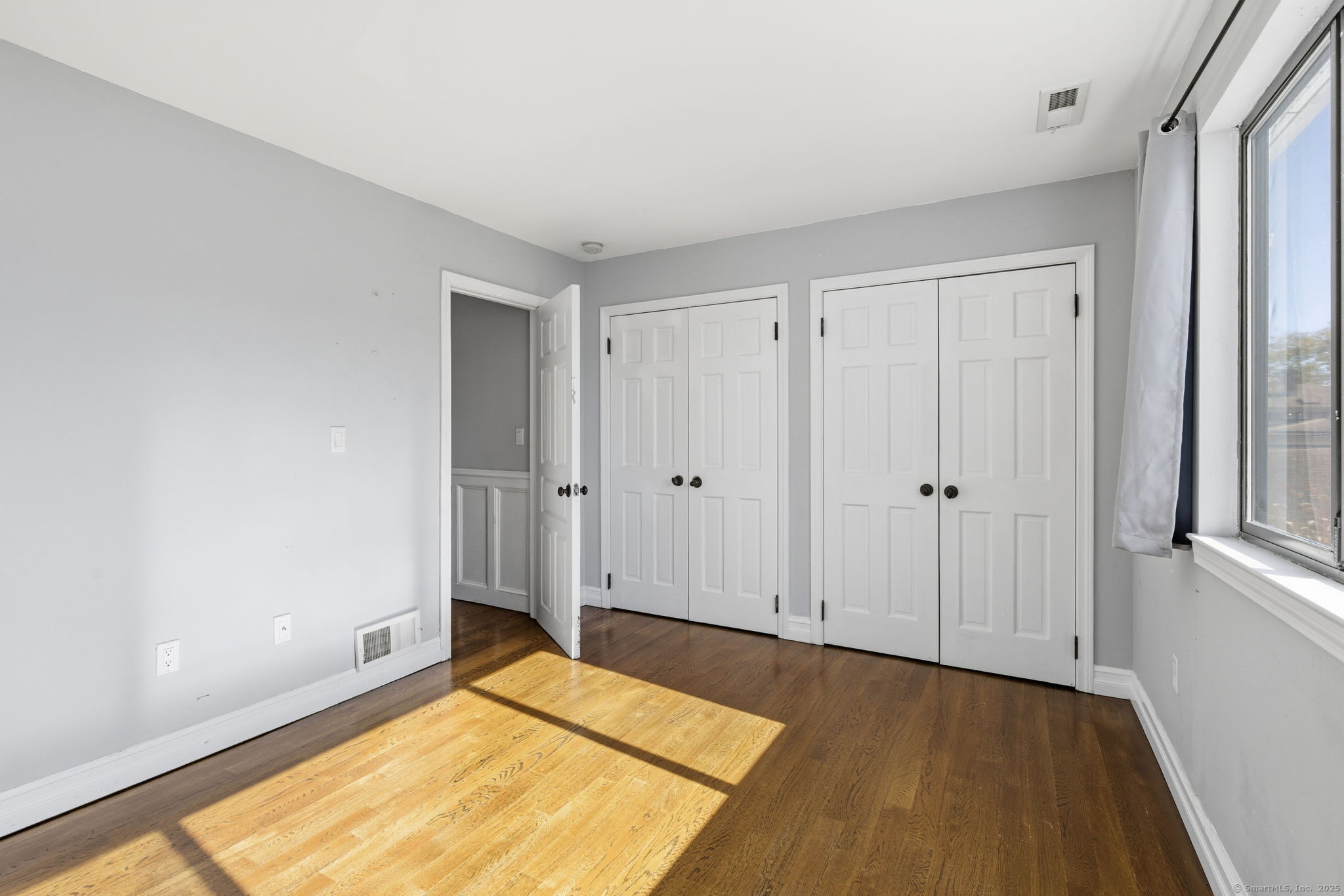 999 Whalley Avenue 1H