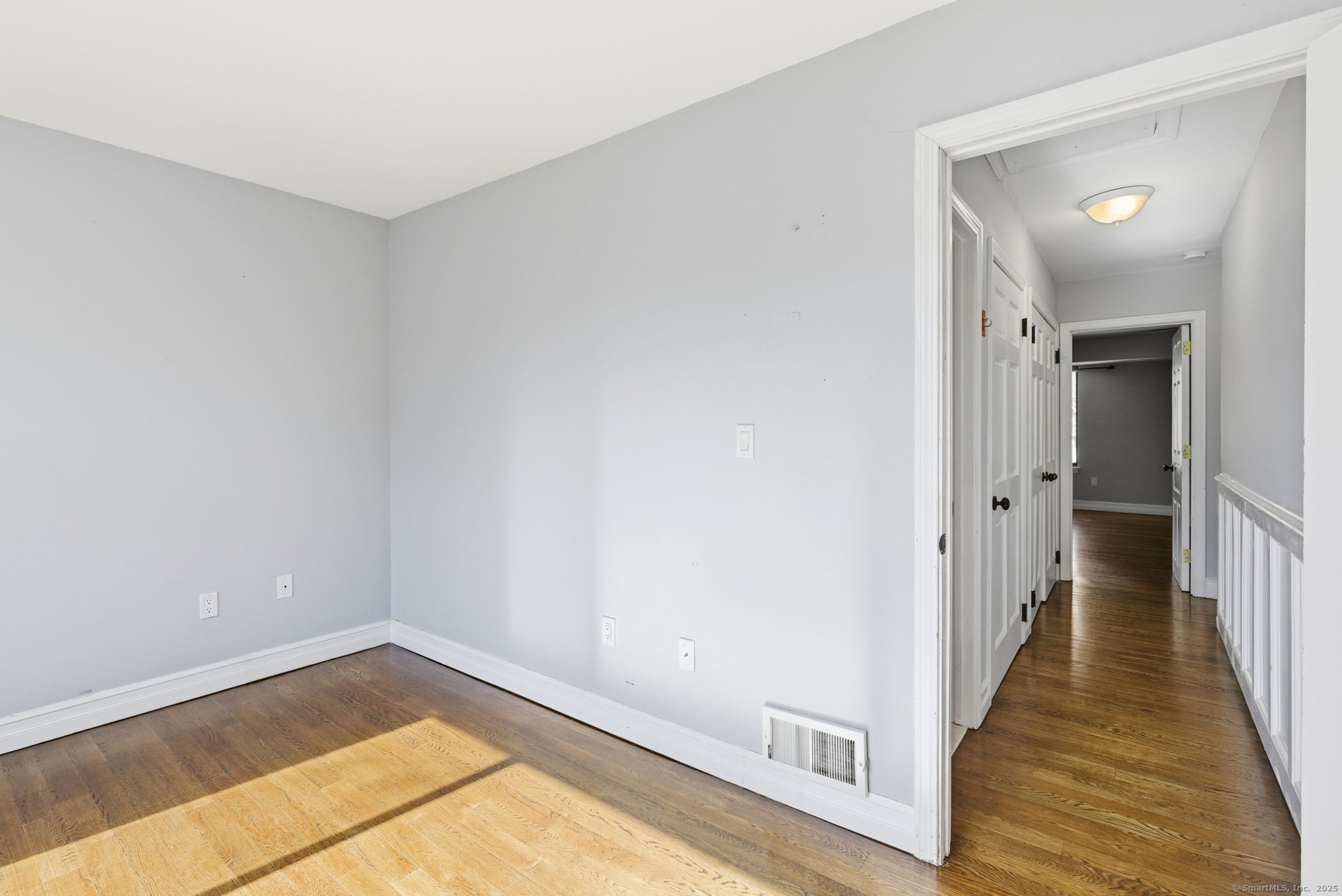 999 Whalley Avenue 1H