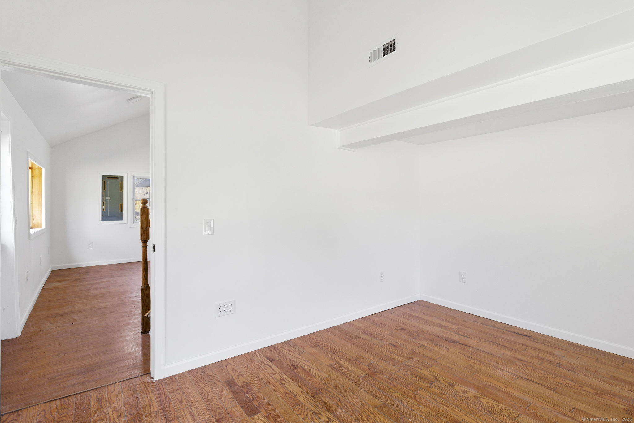 18 Pautipaug Hill Road