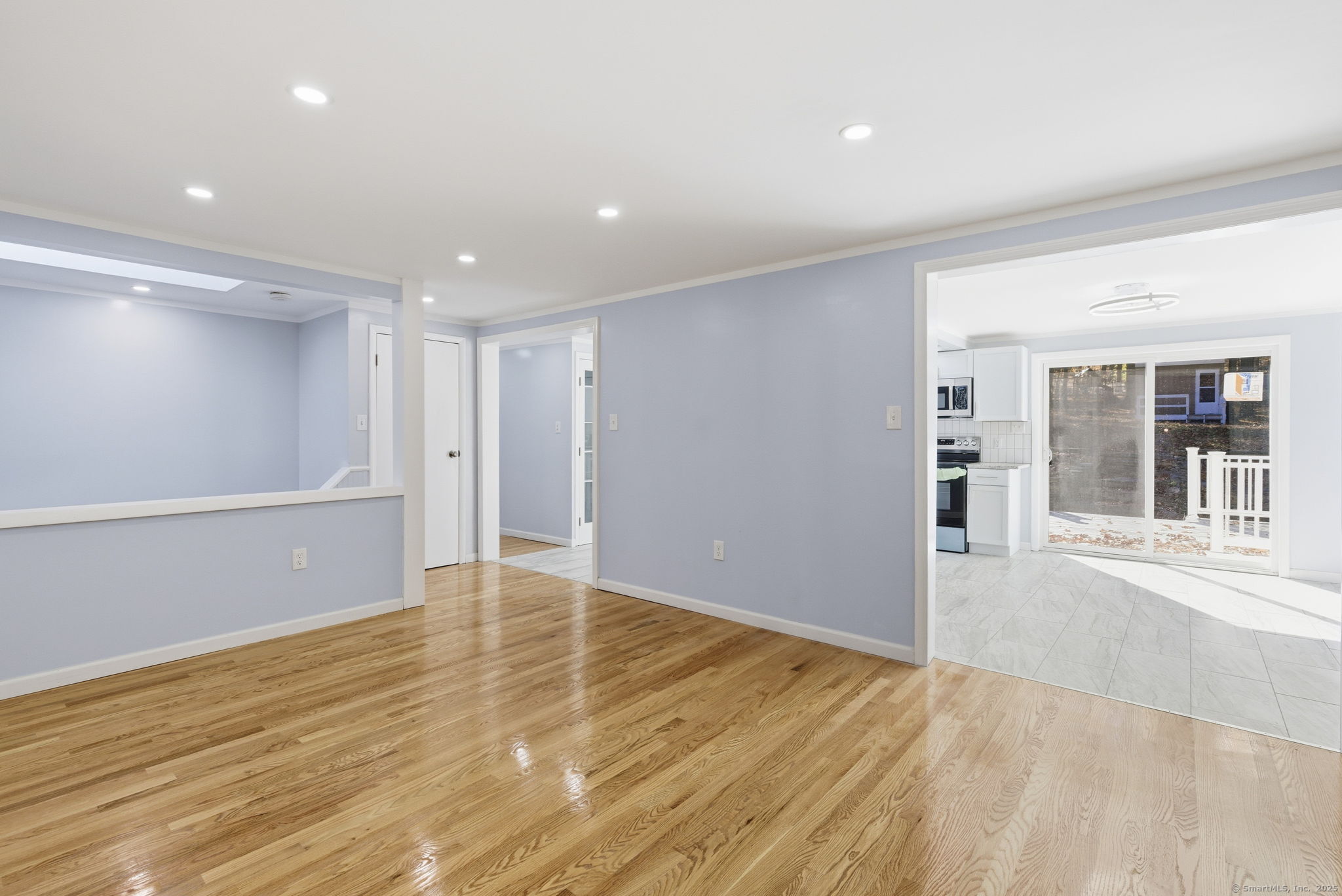 75 White Plains Road