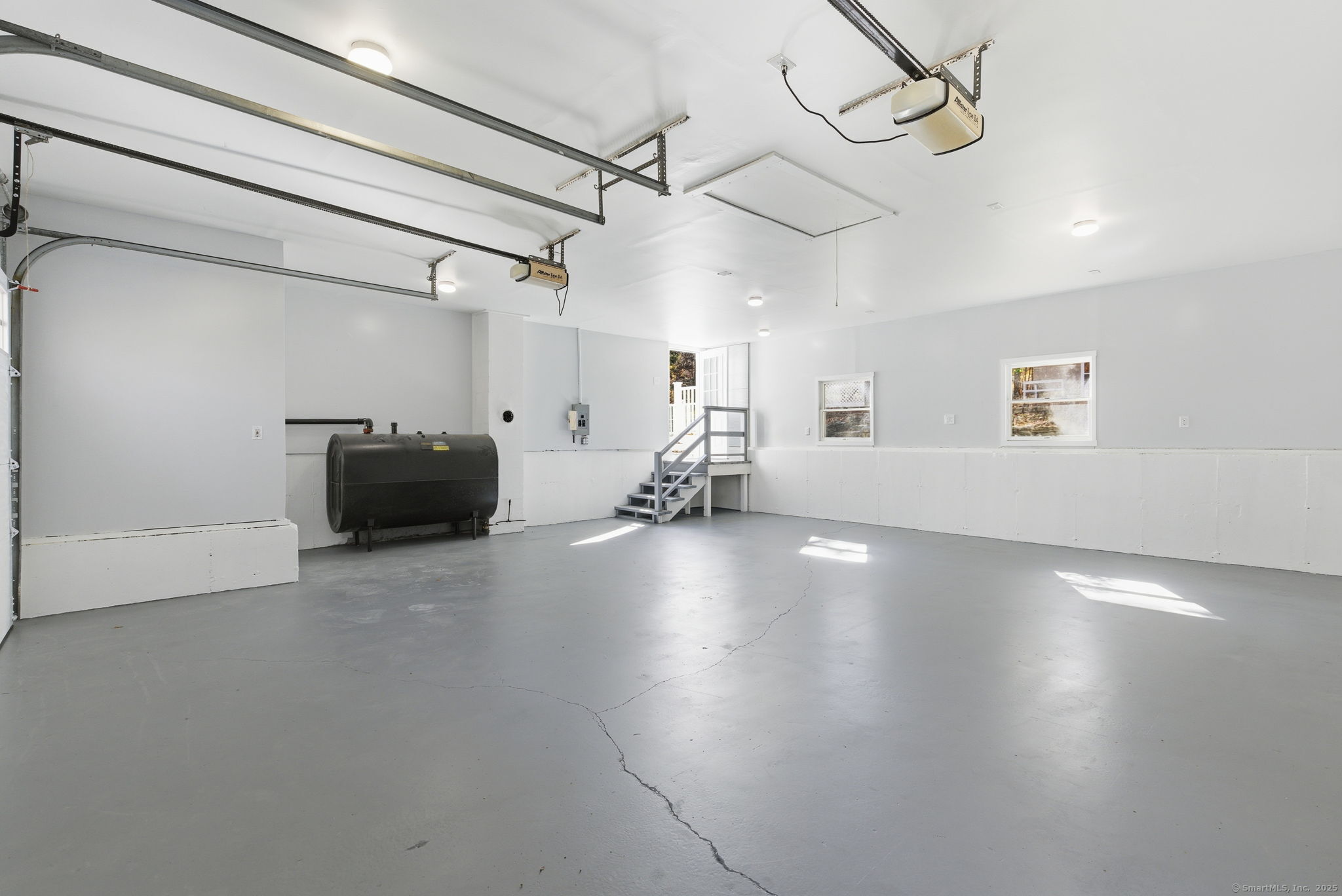 75 White Plains Road