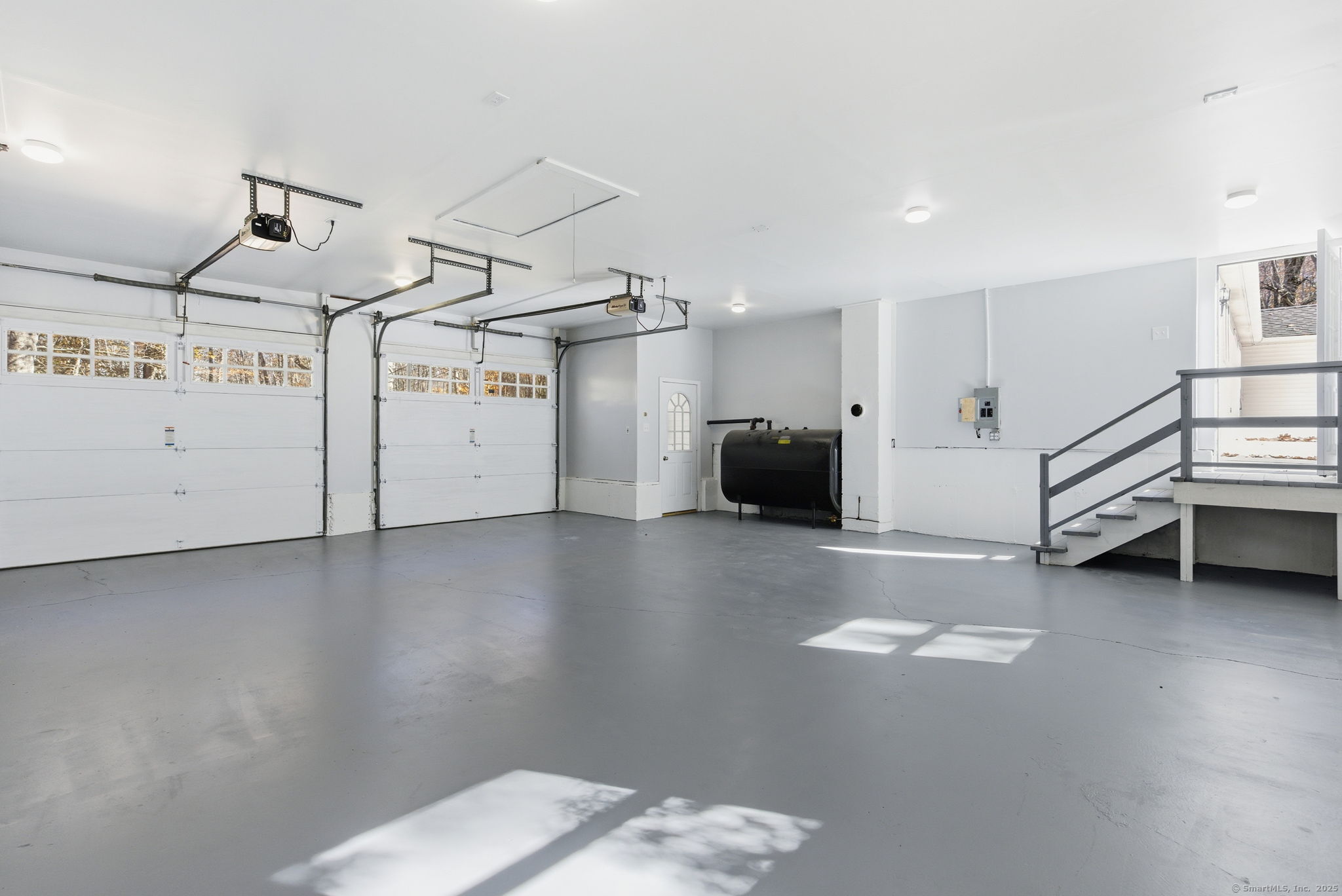 75 White Plains Road