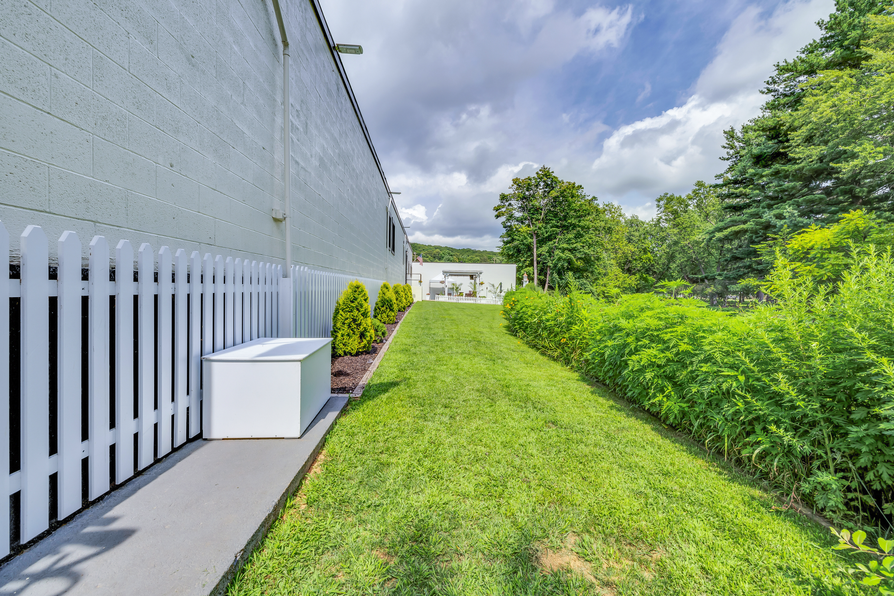 300 Riverside Avenue