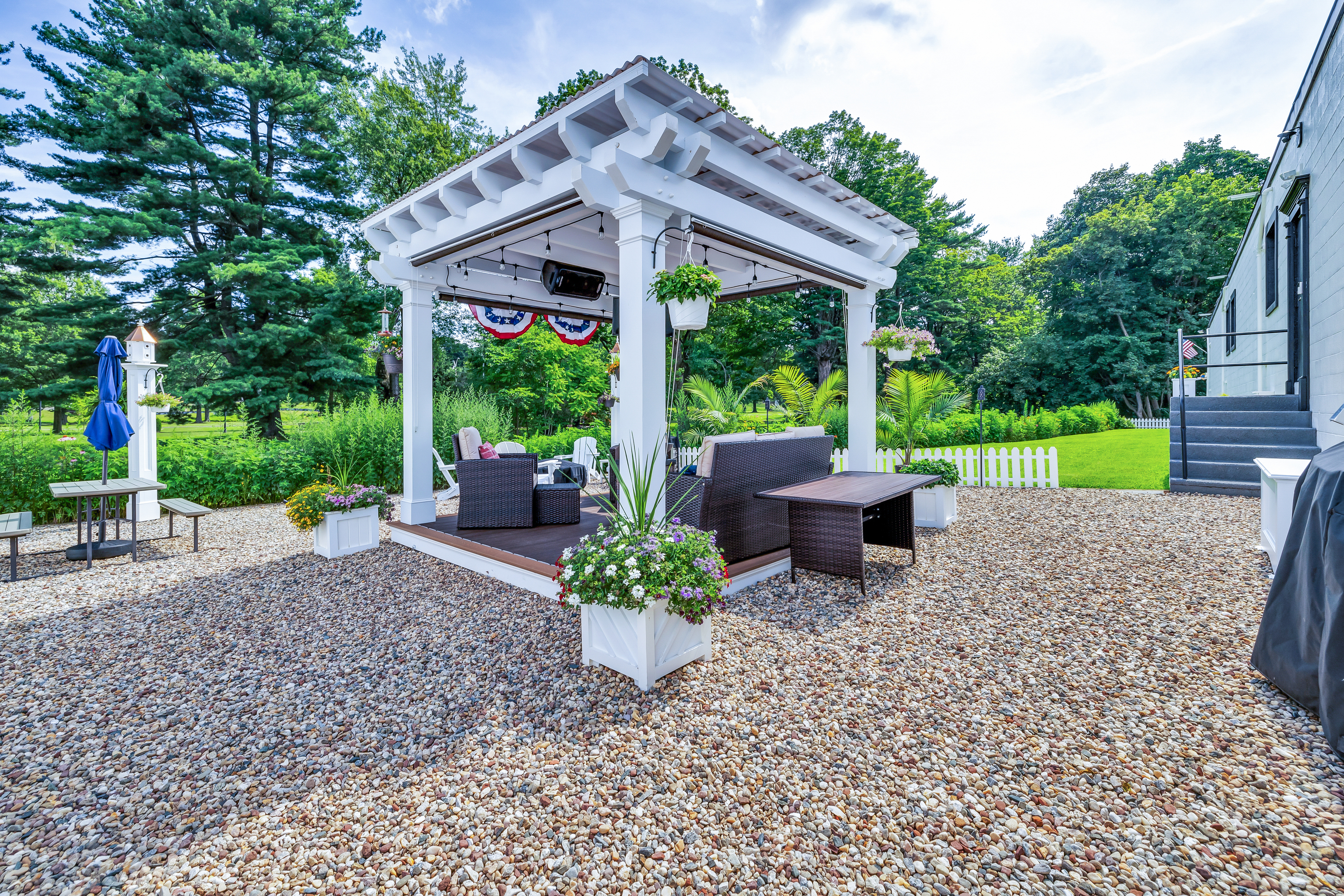 300 Riverside Avenue