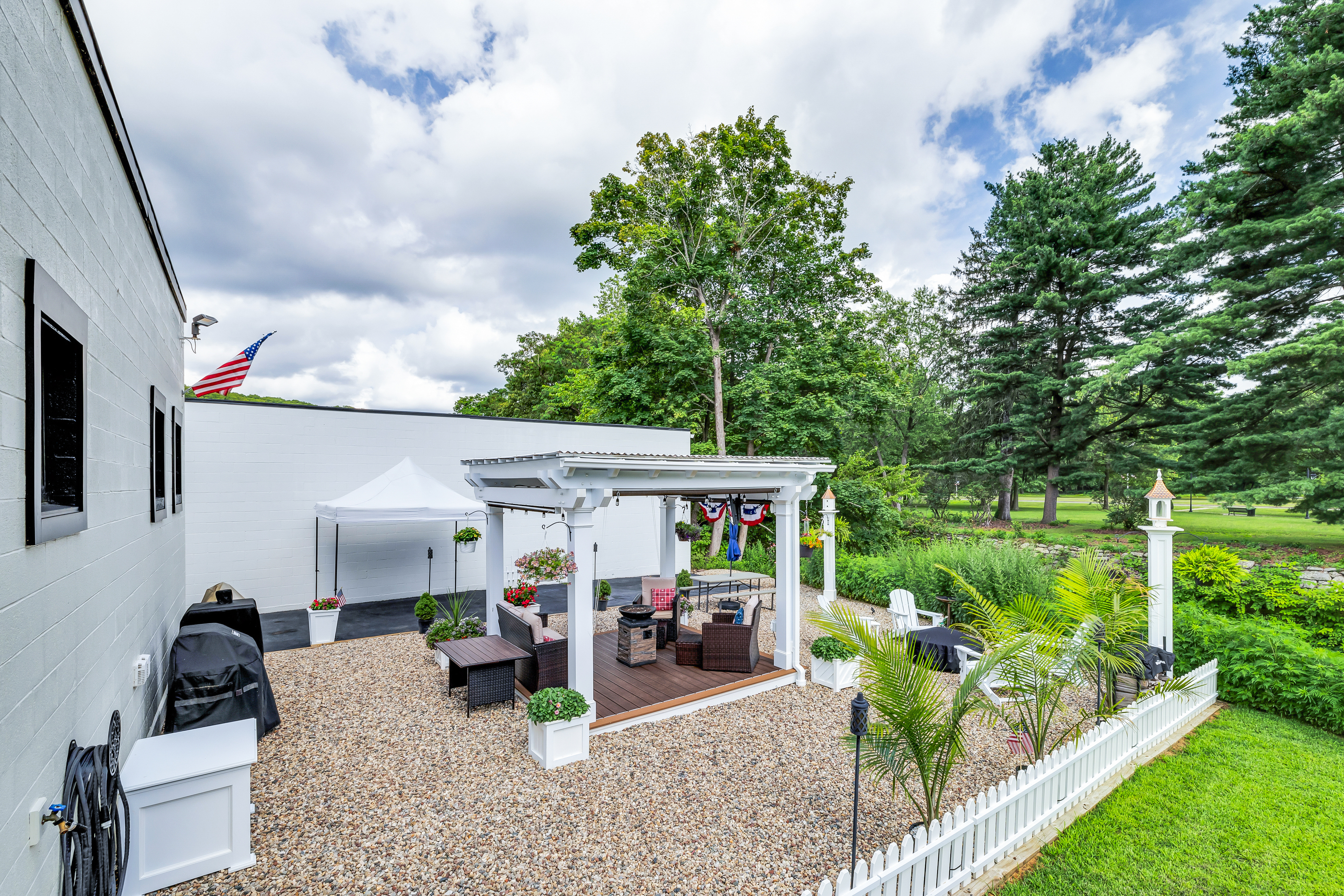 300 Riverside Avenue