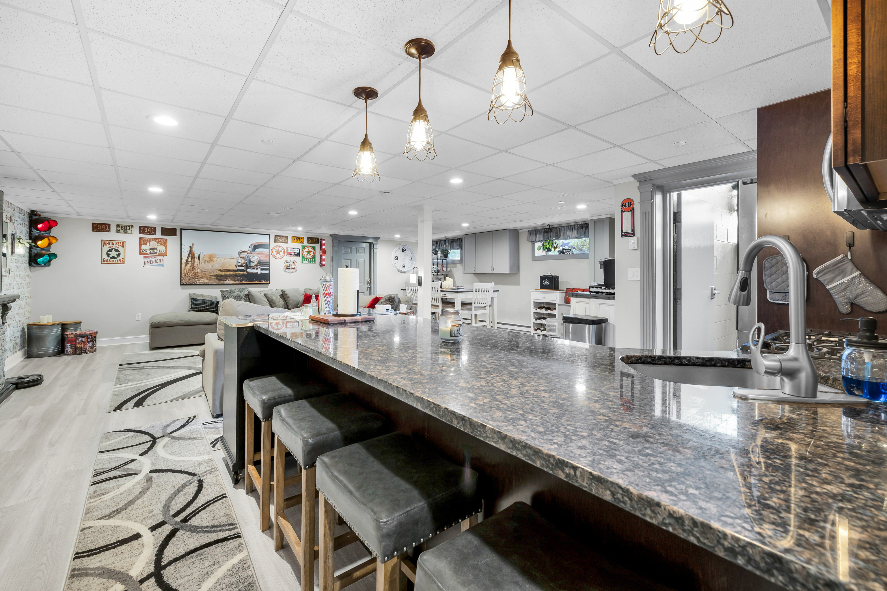 300 Riverside Avenue