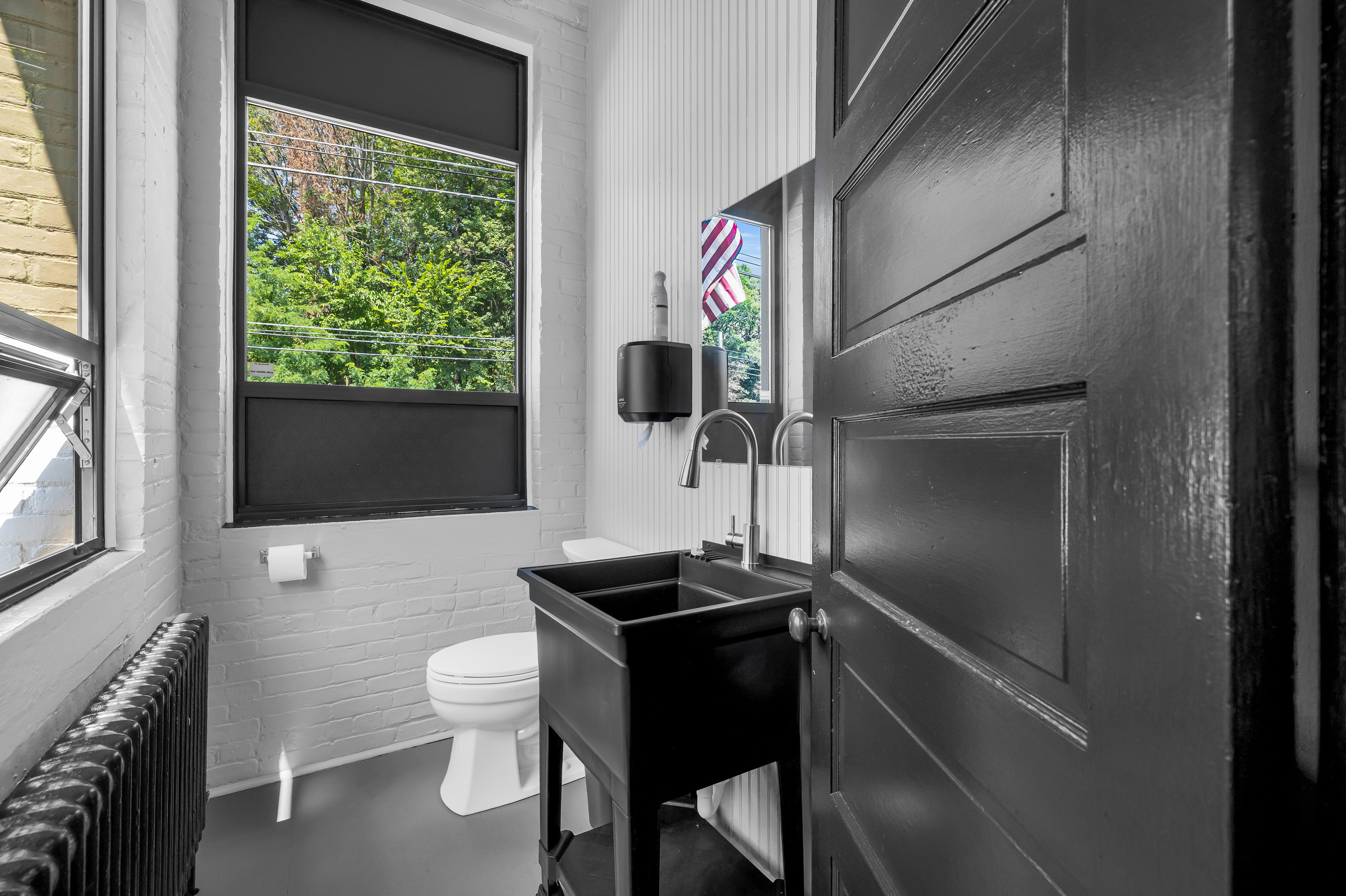 300 Riverside Avenue