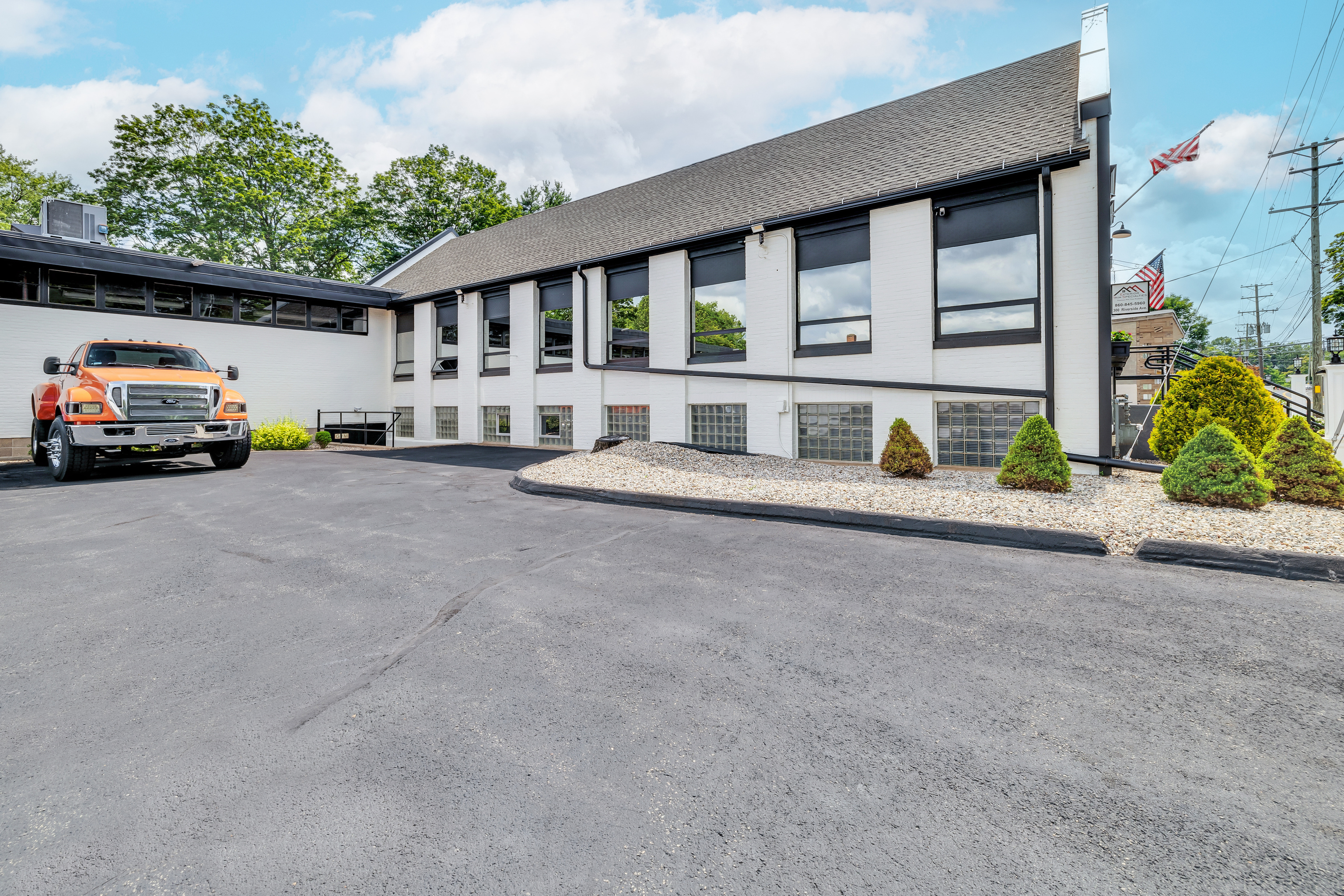 300 Riverside Avenue