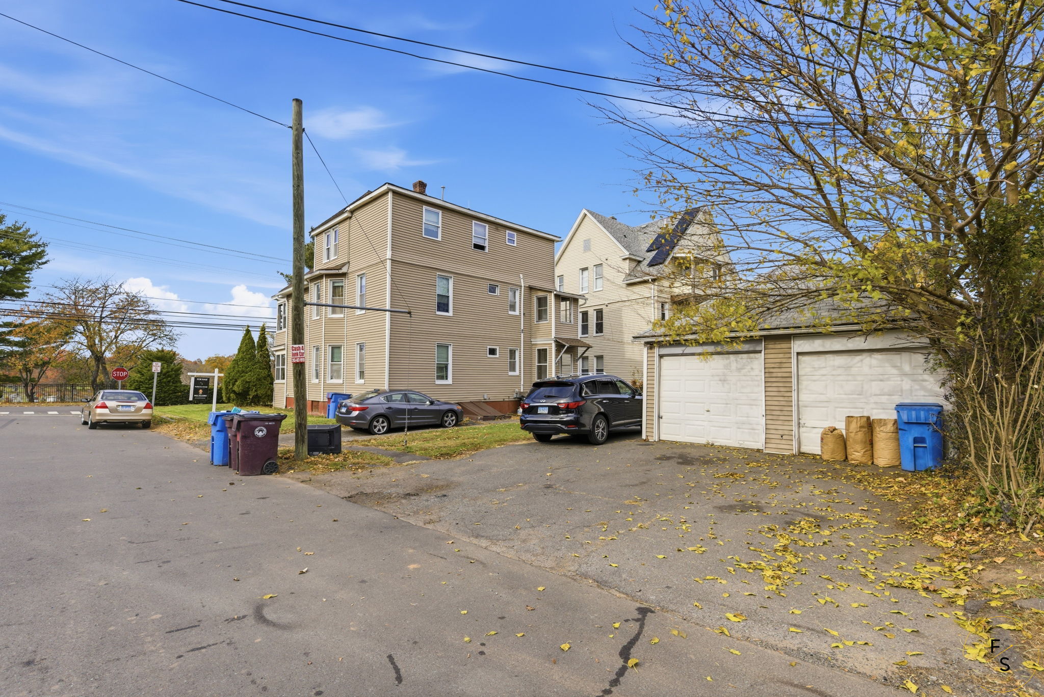 835 East Street
