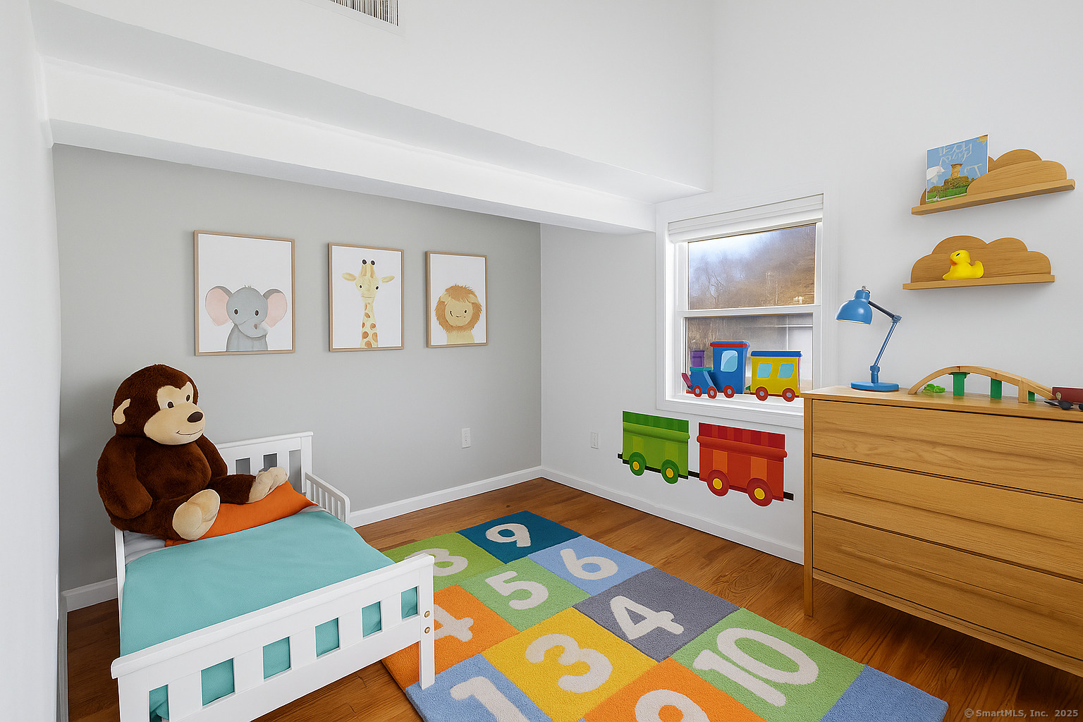 18 Pautipaug Hill Road