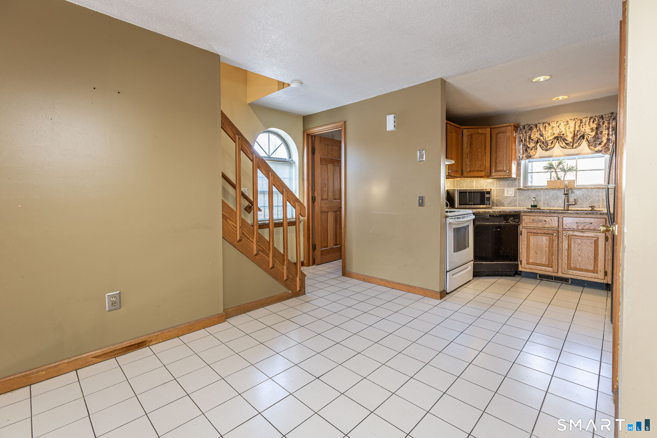 80 North Mountain Road APT F