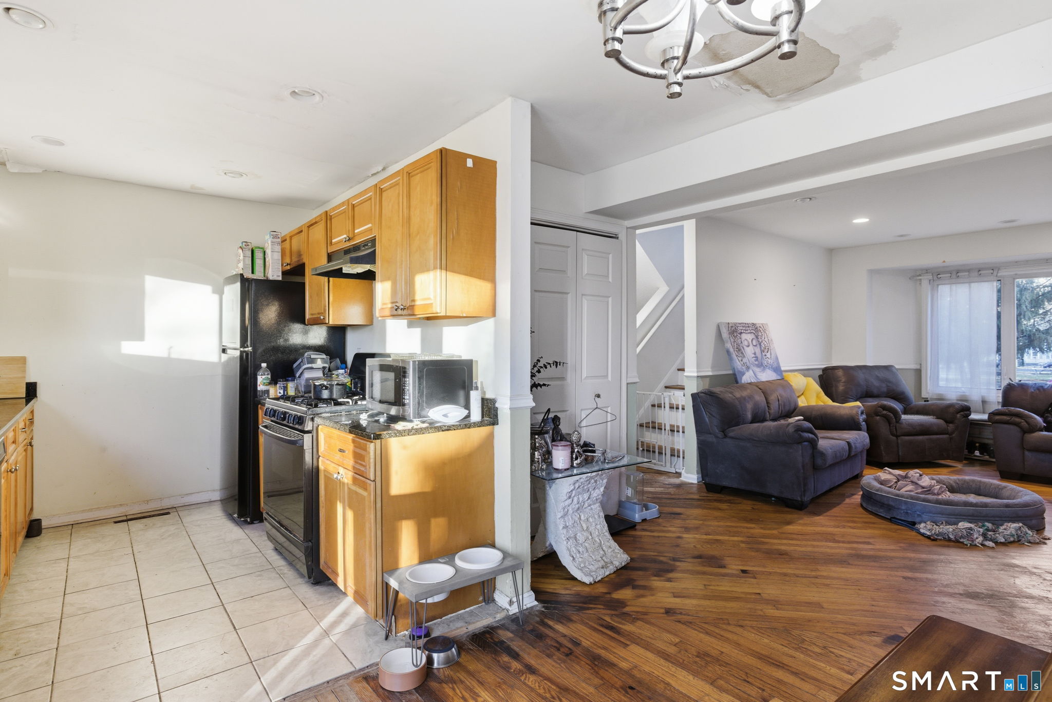 55 Walnut Street APT 8