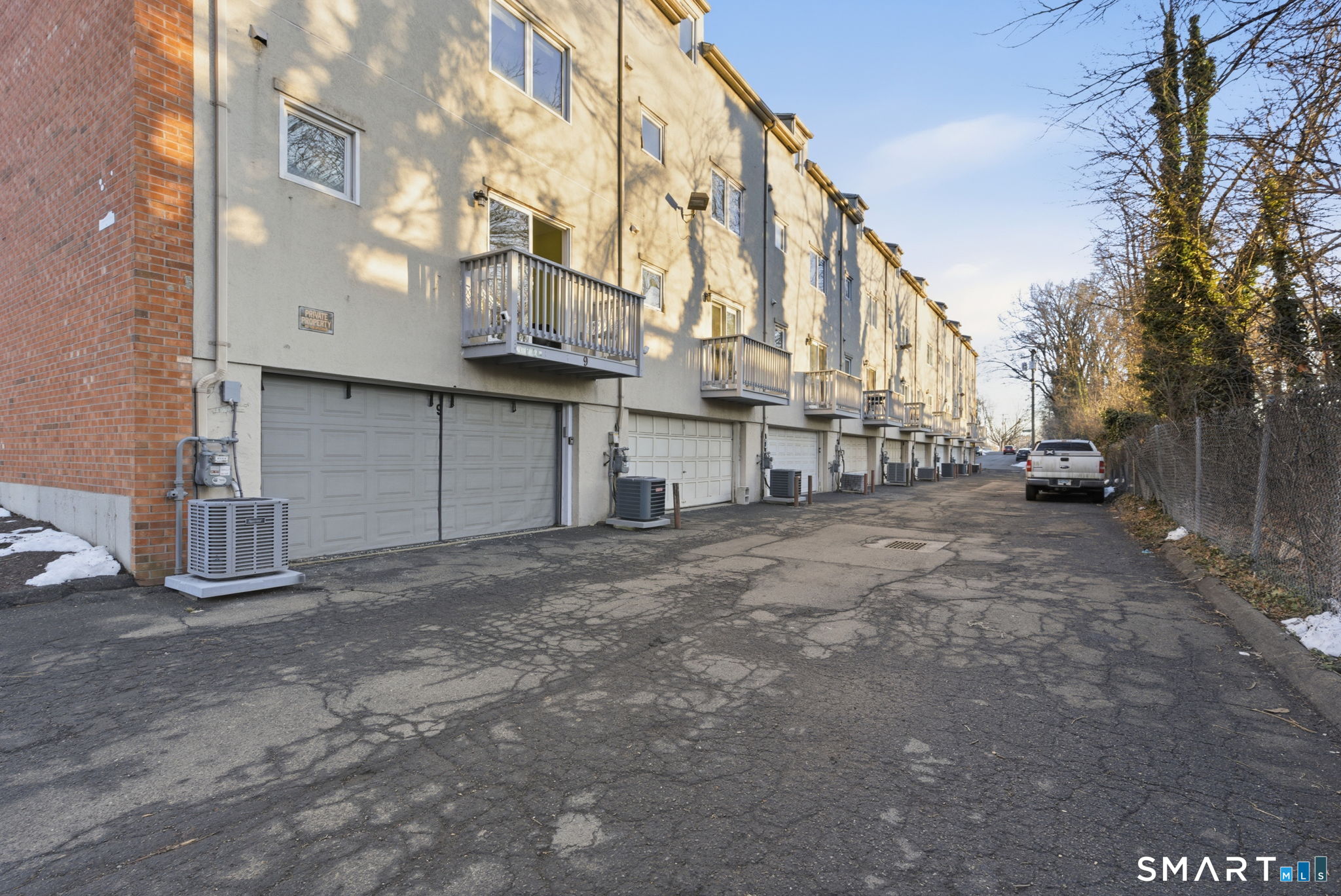 55 Walnut Street APT 8