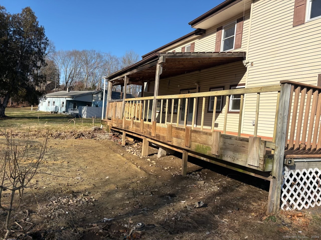 18 Pautipaug Hill Road