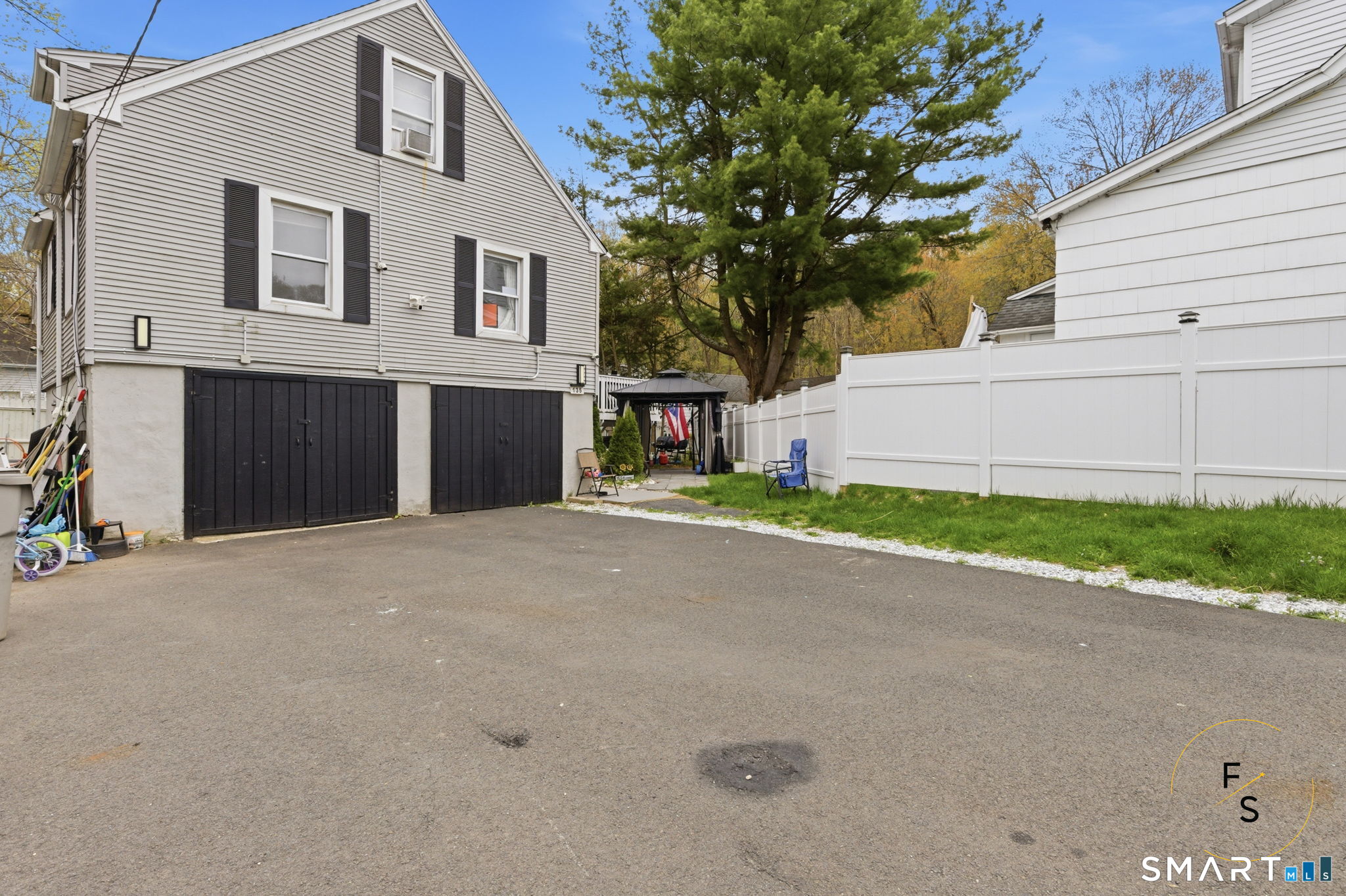135 Newell Avenue