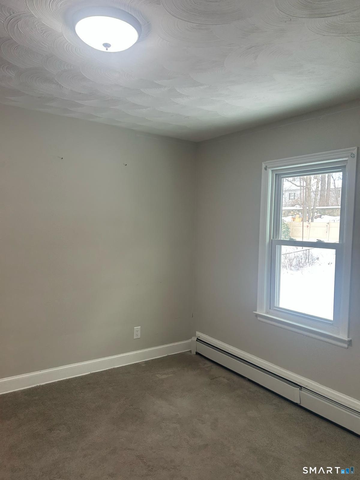 82 Middlefield Avenue 2nd Floor