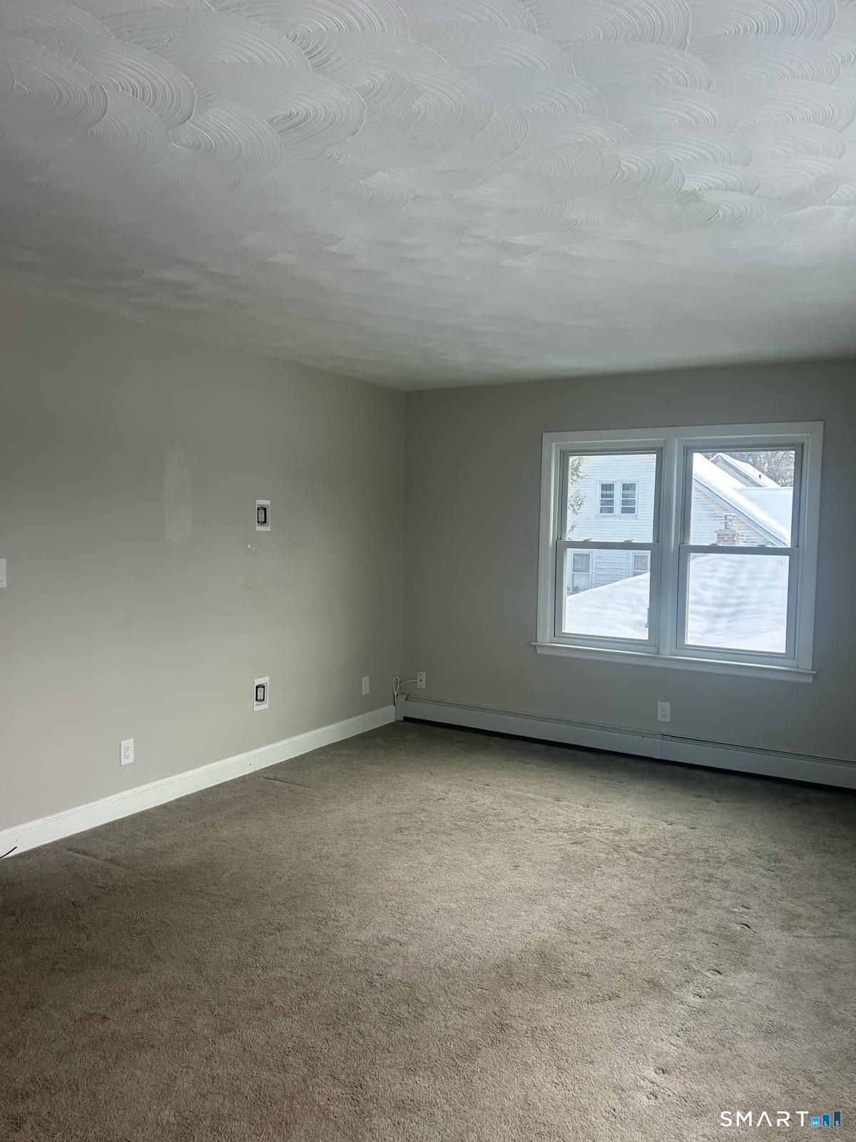 82 Middlefield Avenue 2nd Floor