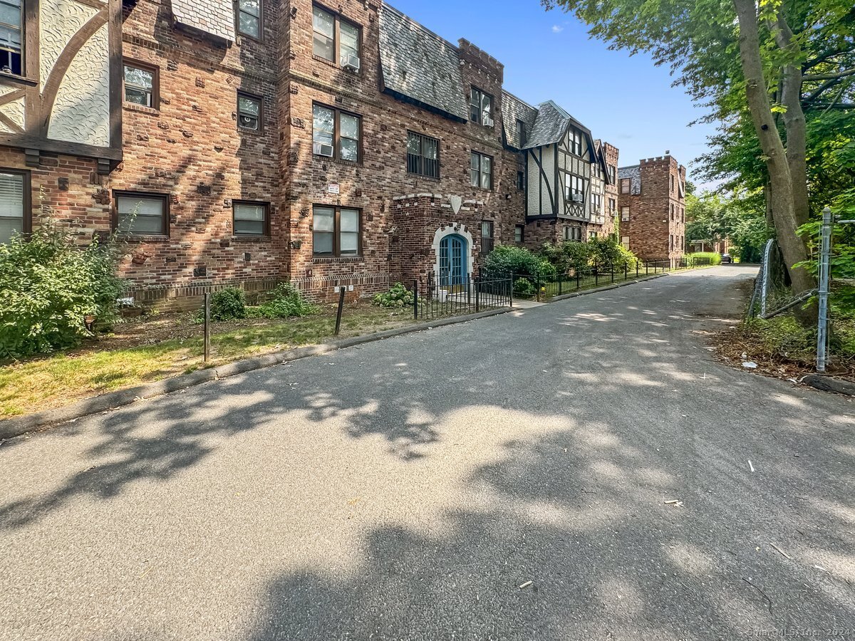 16 Townley Street K2