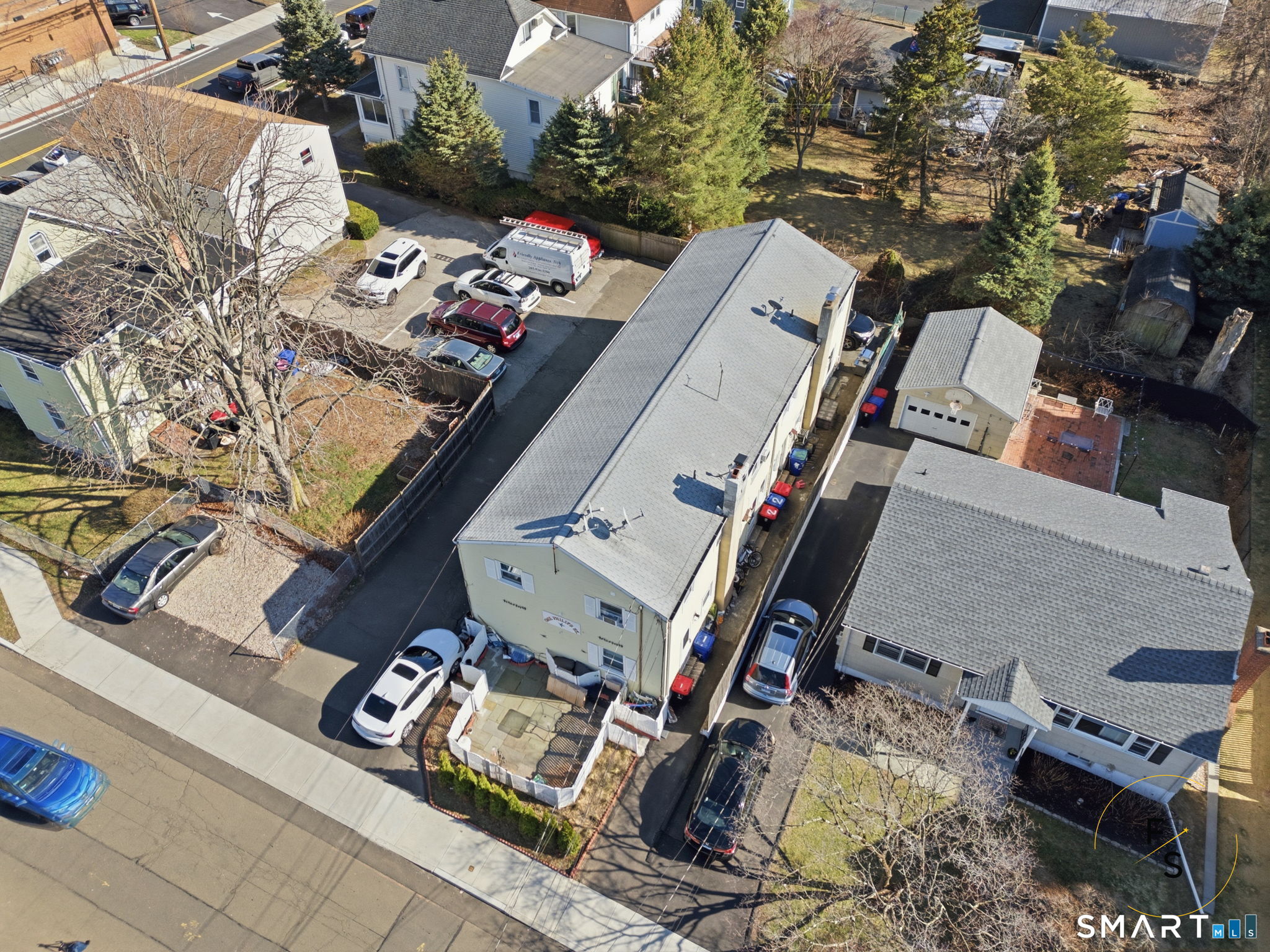 1 Phillips Street APT 4