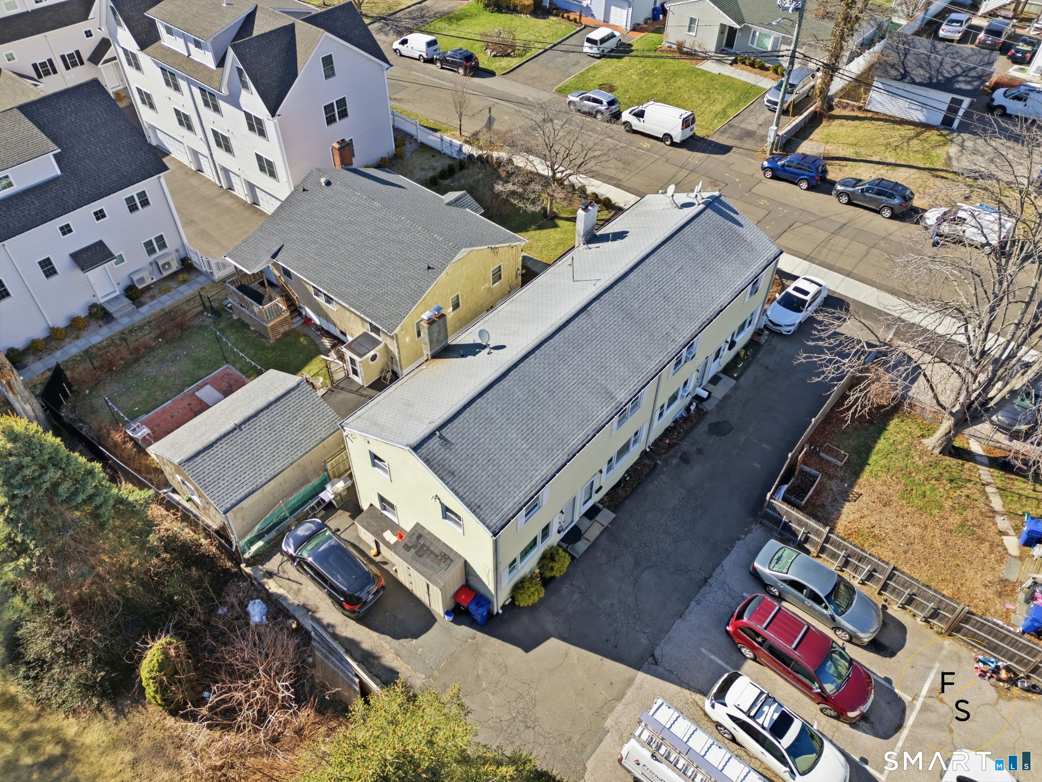 1 Phillips Street APT 4