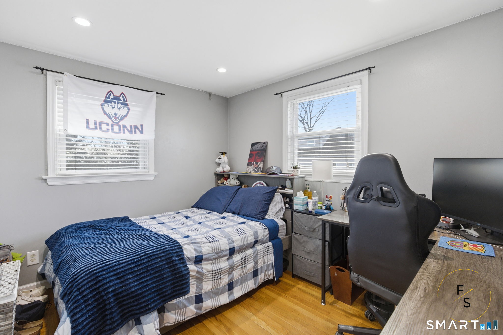 1 Phillips Street APT 4