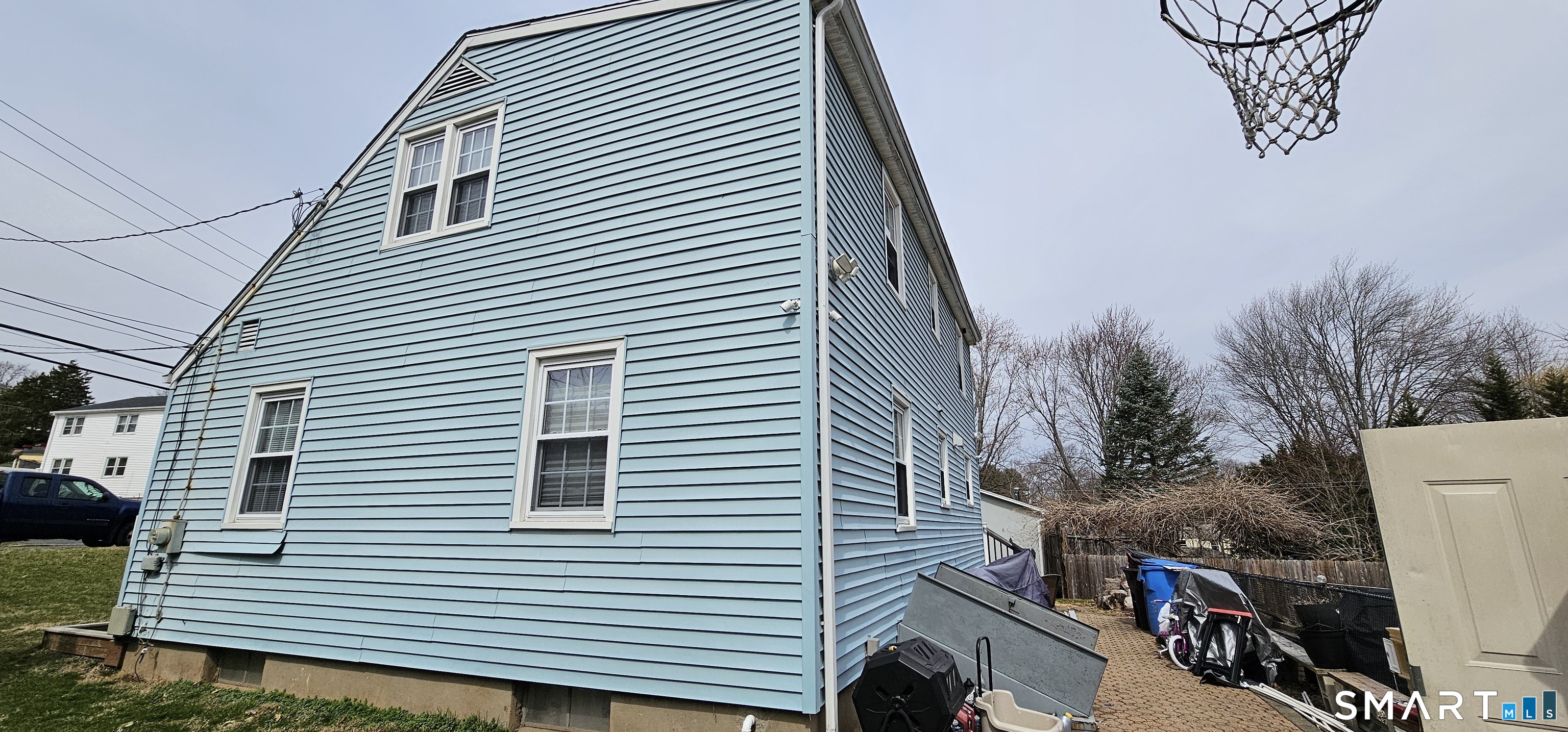 23 Lewis Road