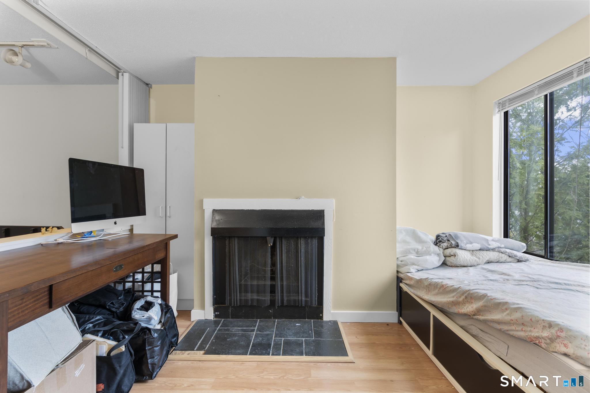 72 Shepards Knoll Drive 72