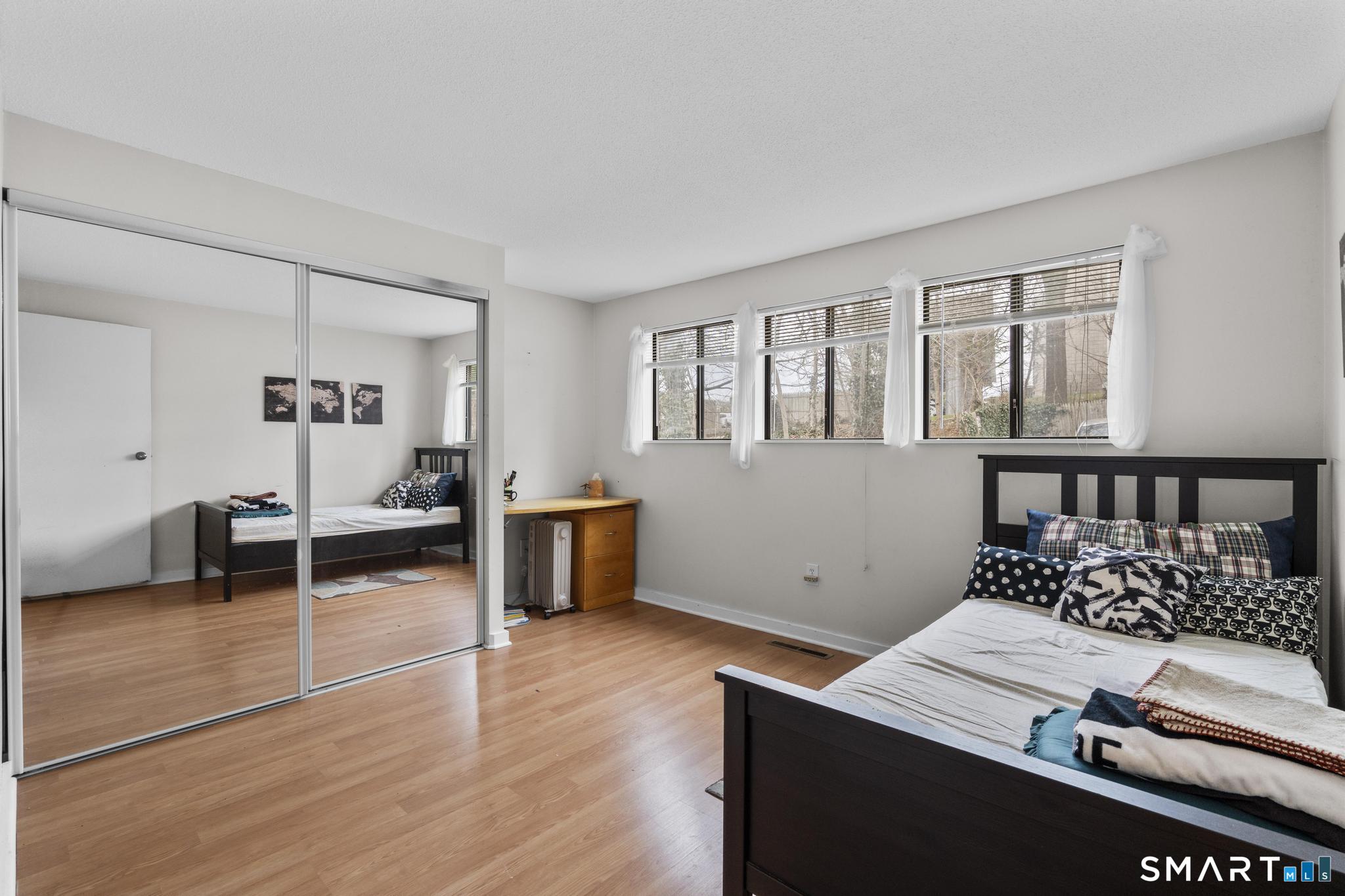 72 Shepards Knoll Drive 72