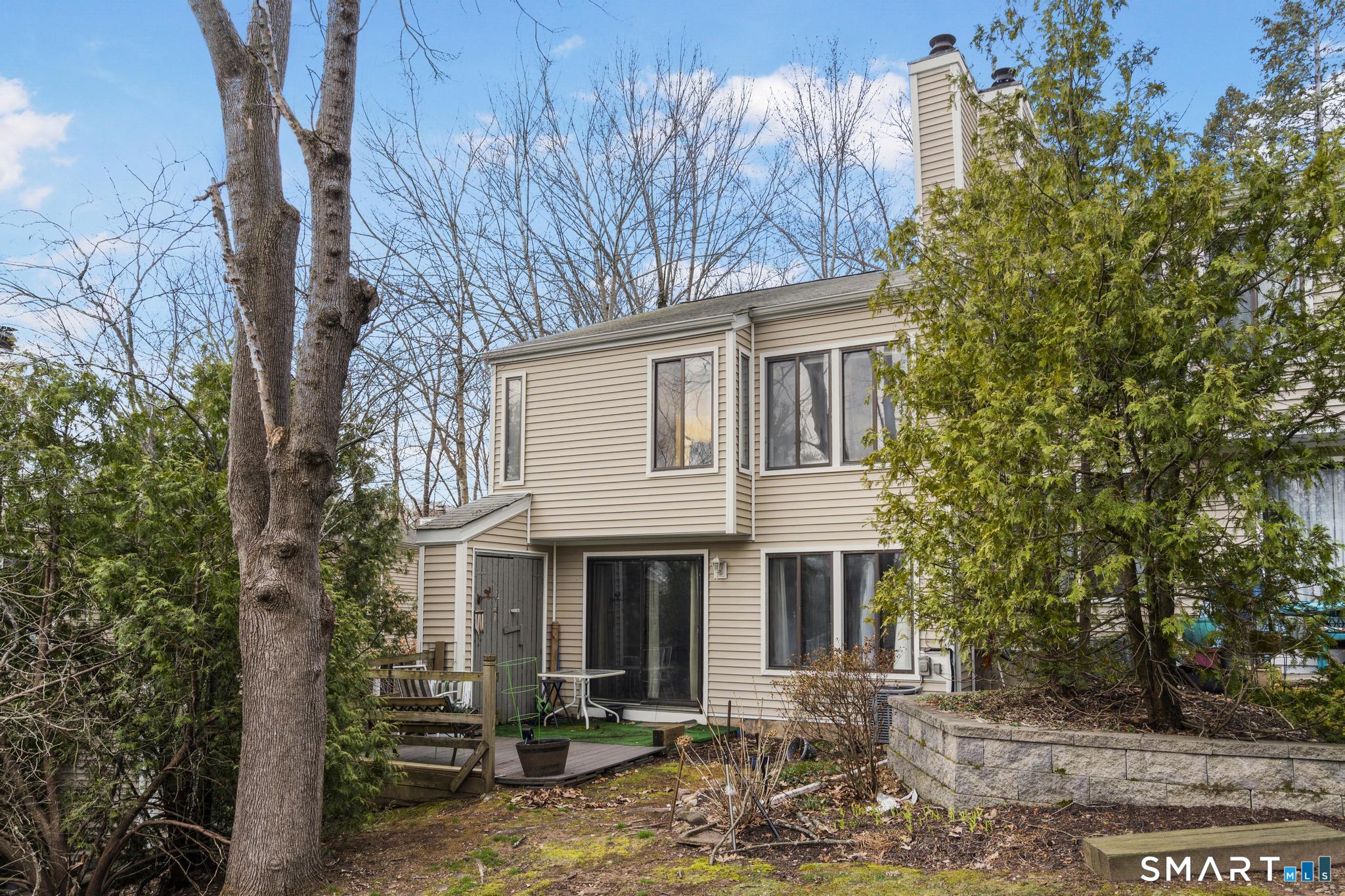 72 Shepards Knoll Drive 72