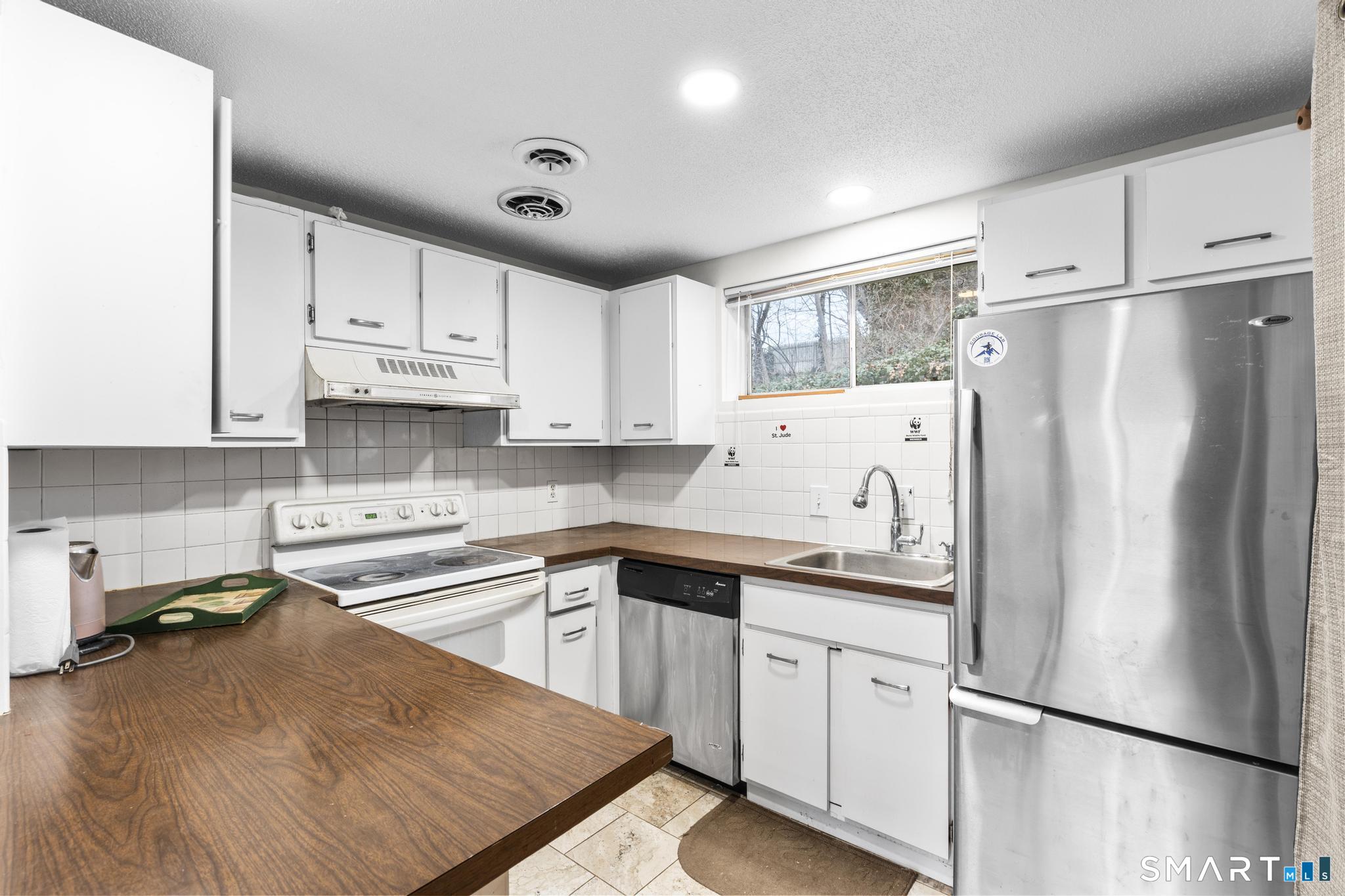 72 Shepards Knoll Drive 72