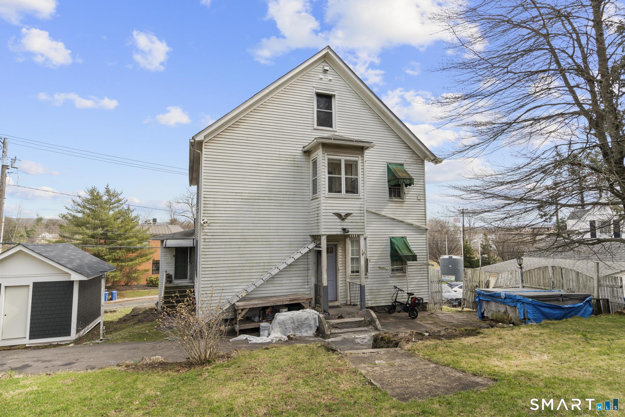 142 Gracey Avenue