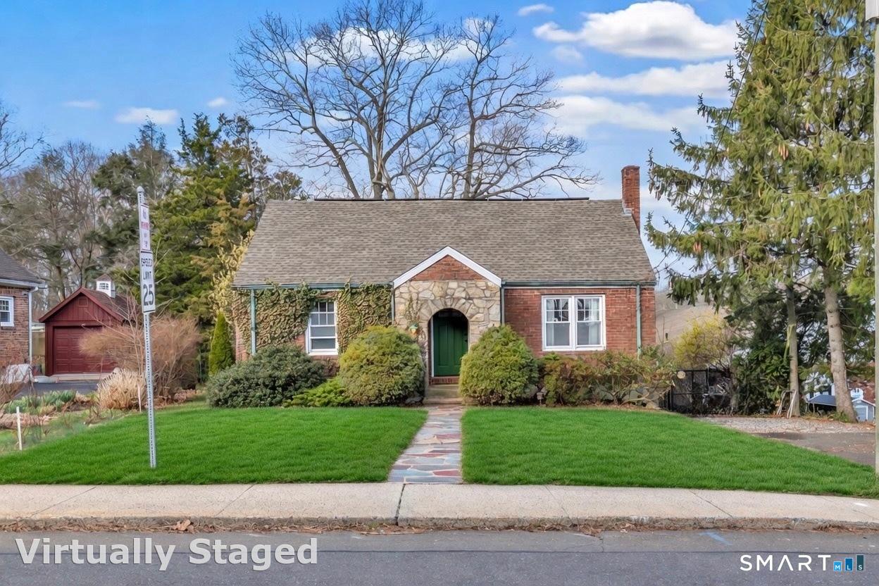 108 Ivy Street