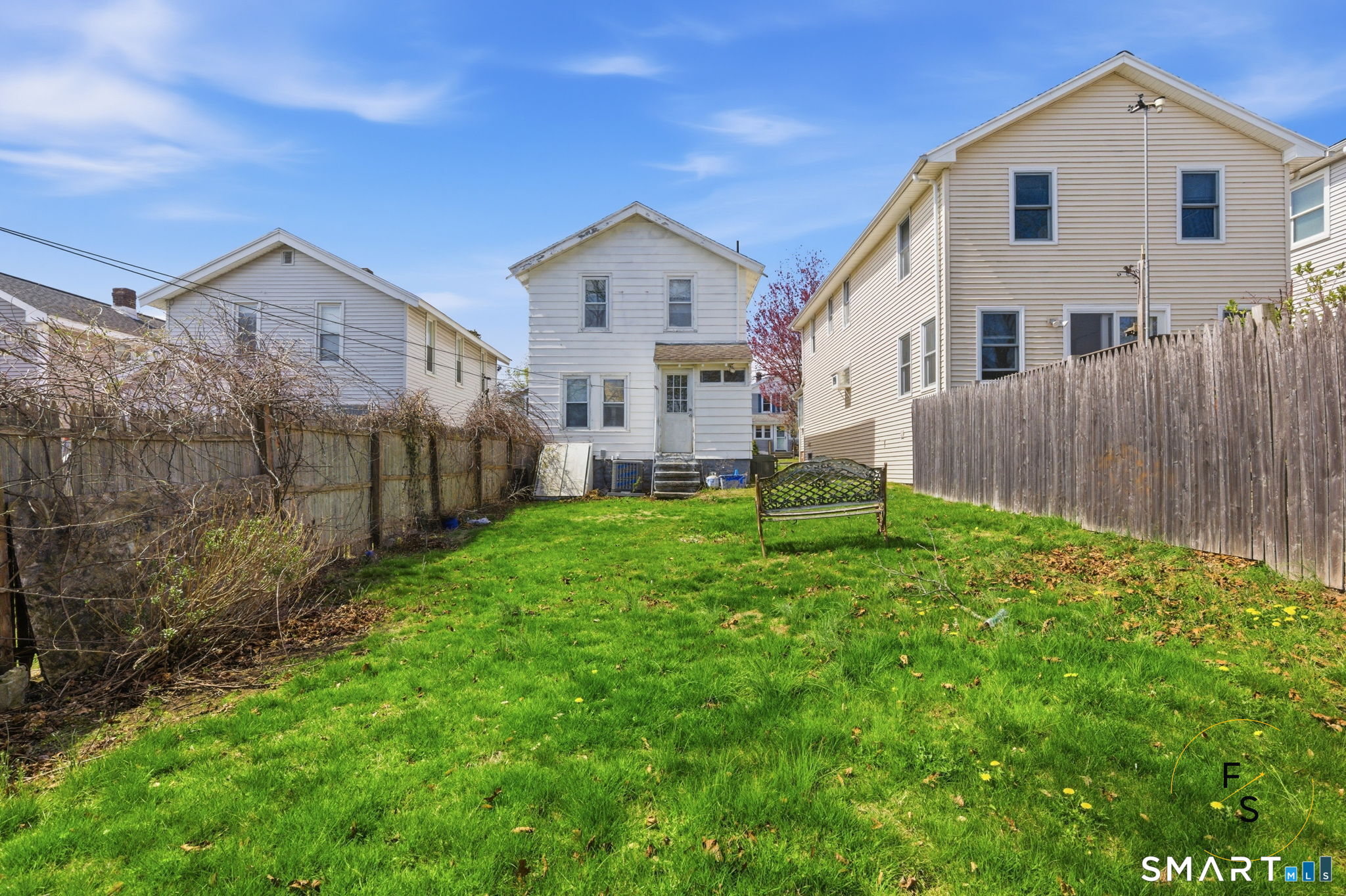 32 Lawrence Avenue