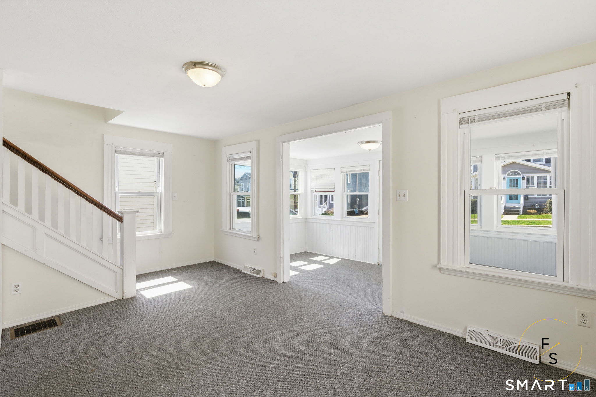 32 Lawrence Avenue