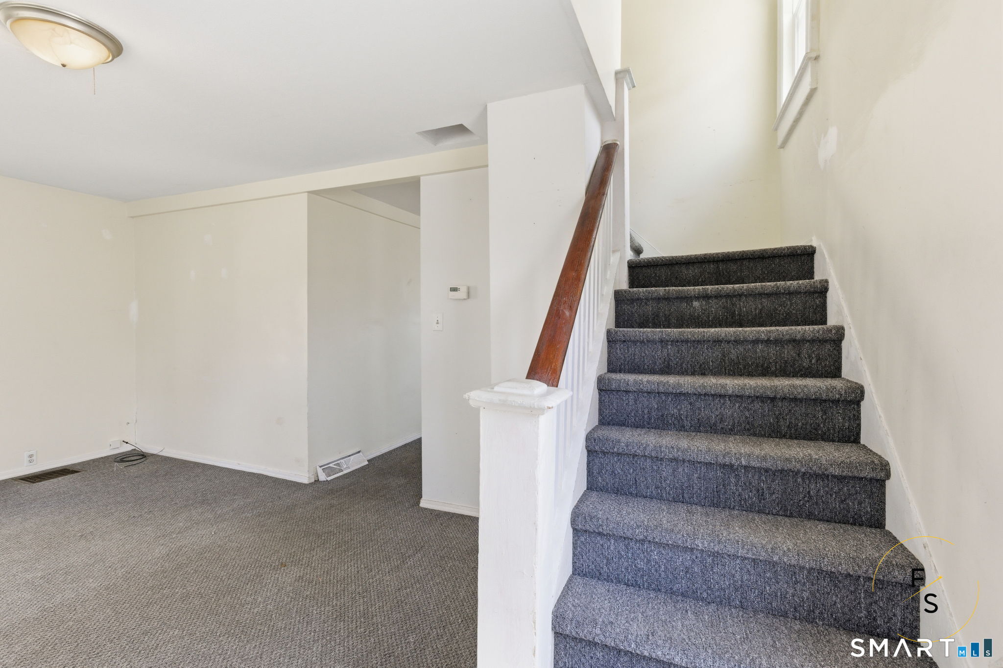 32 Lawrence Avenue