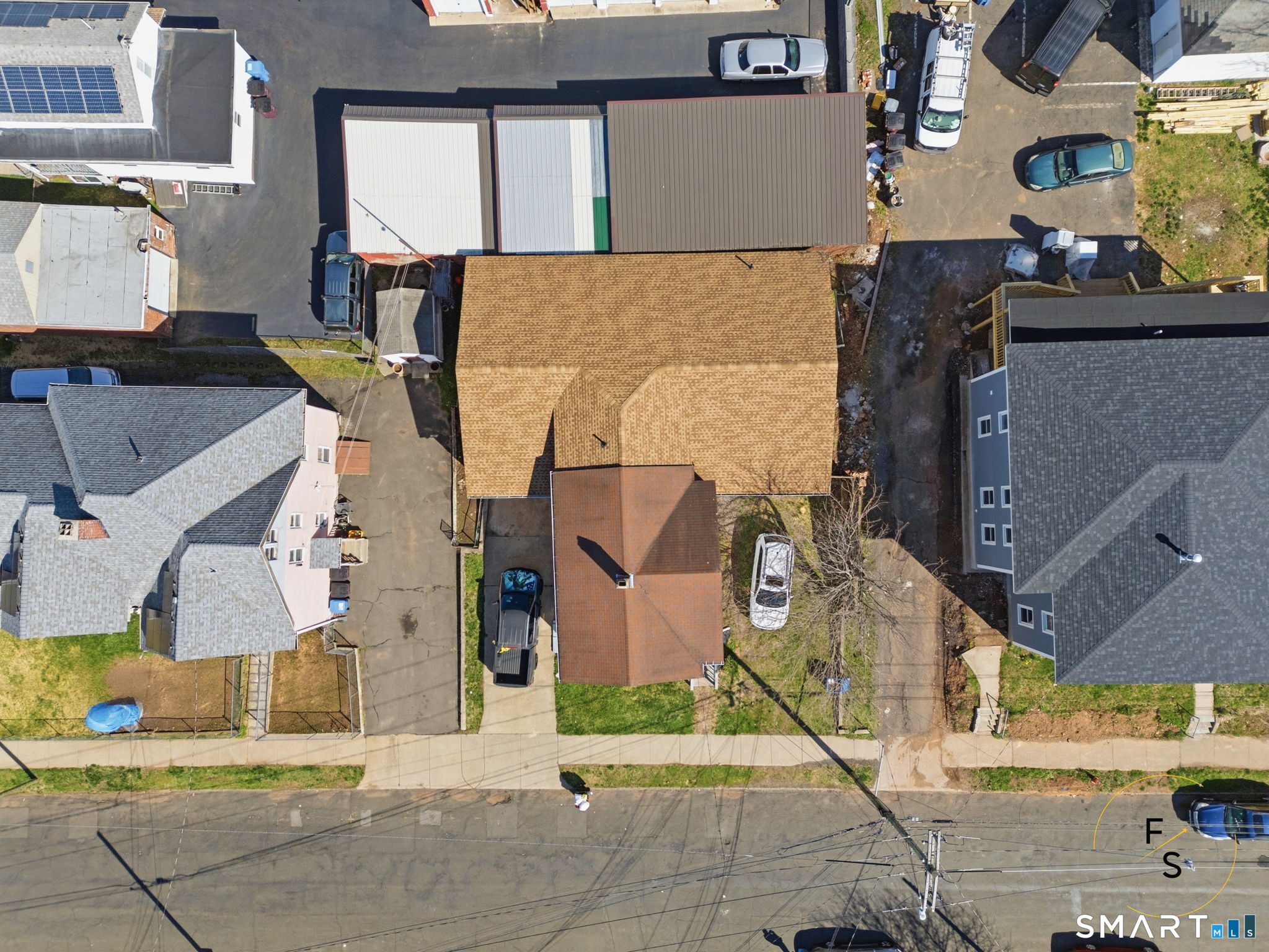 34 Pleasant Street
