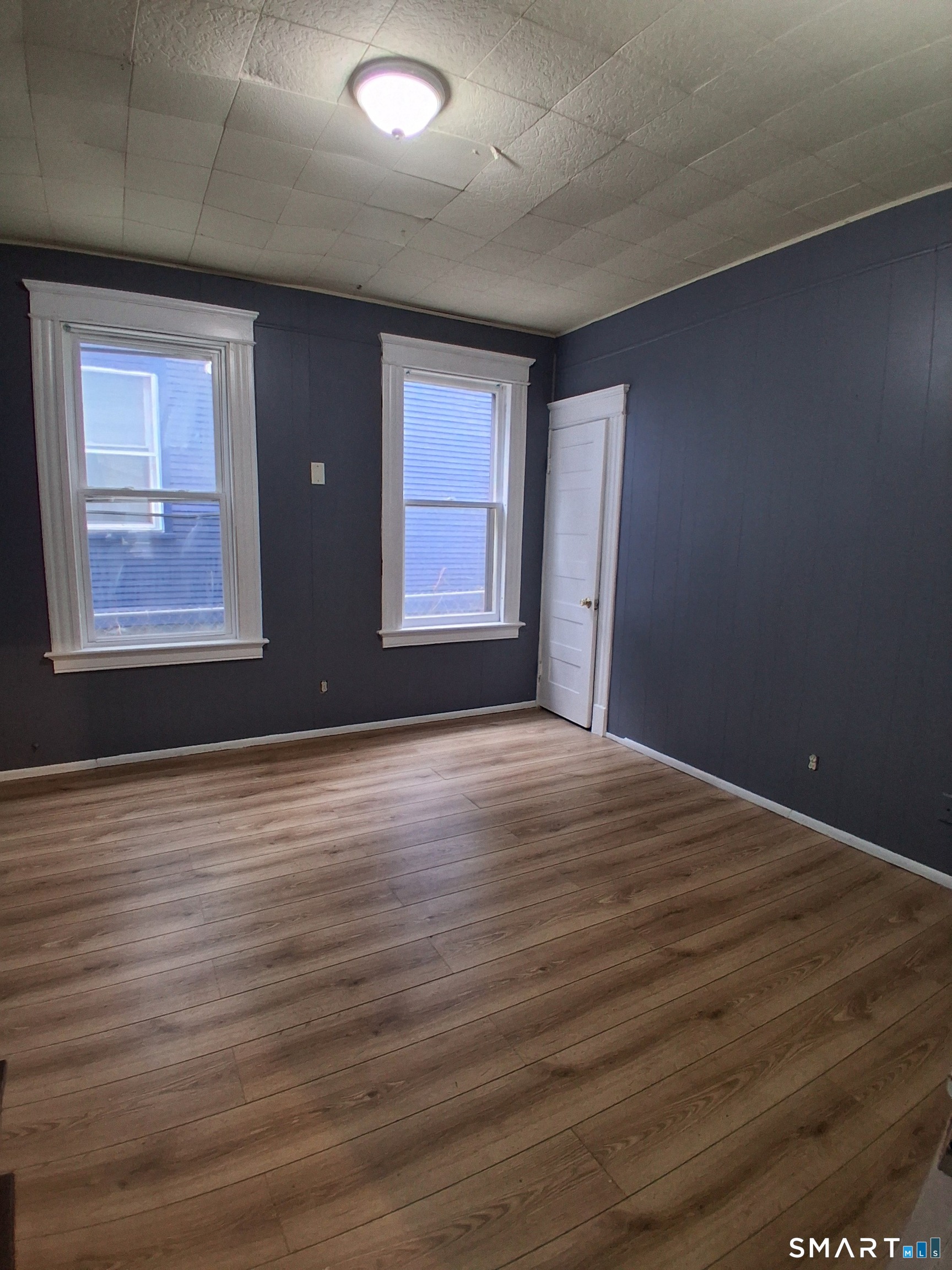 146 Chestnut Avenue 1st Floor