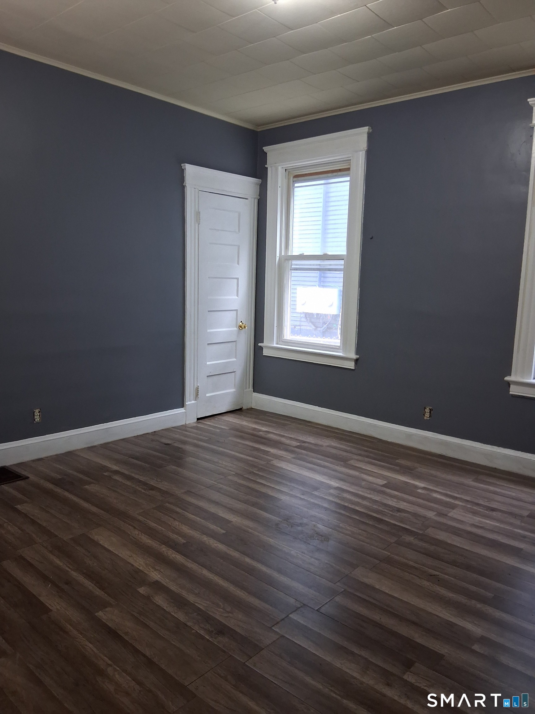 146 Chestnut Avenue 1st Floor