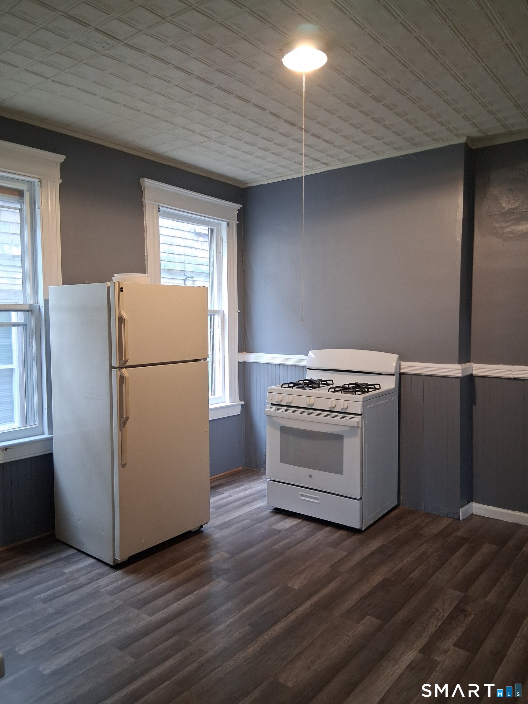 146 Chestnut Avenue 1st Floor