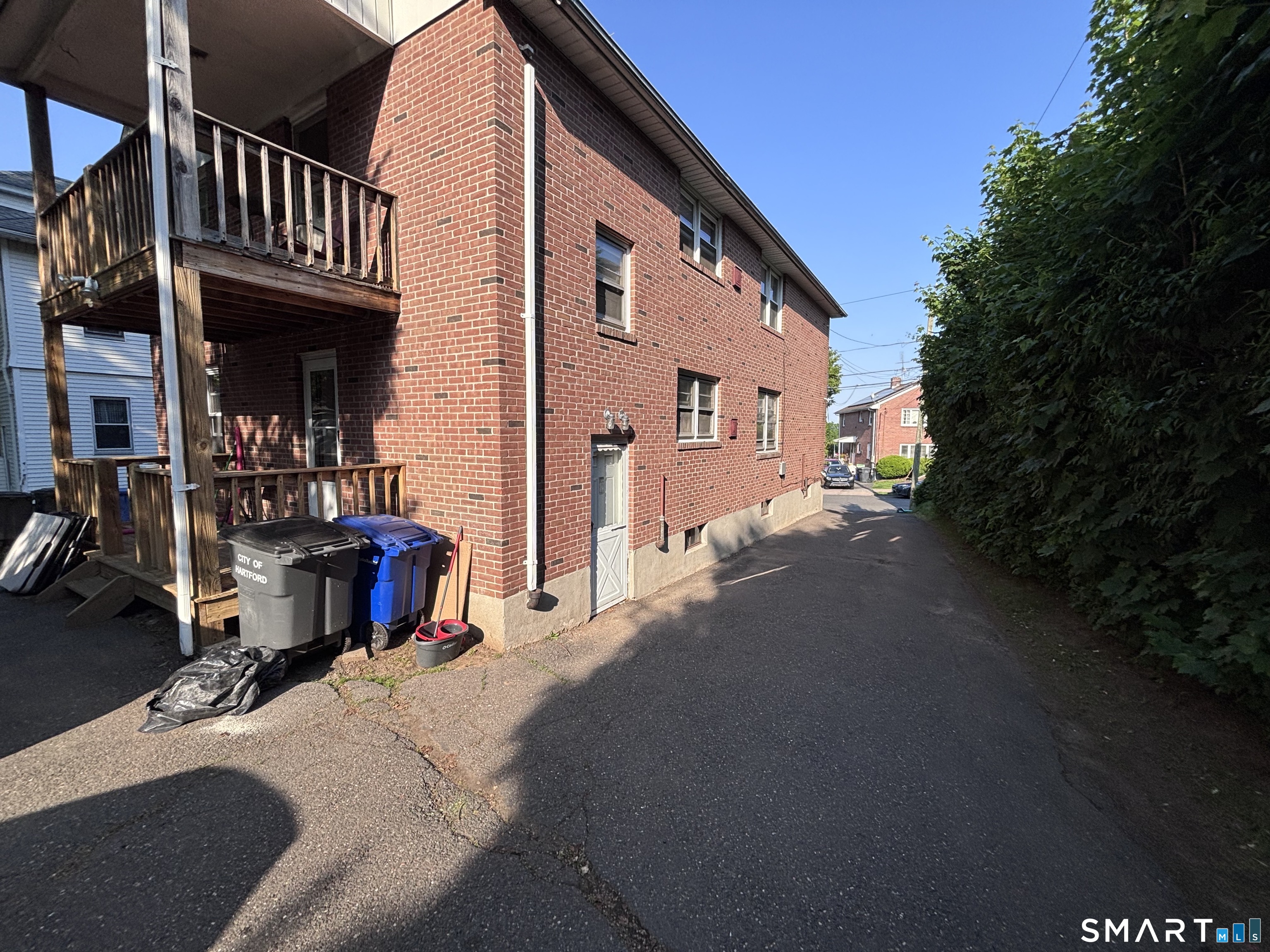 95-97 Grandview Terrace